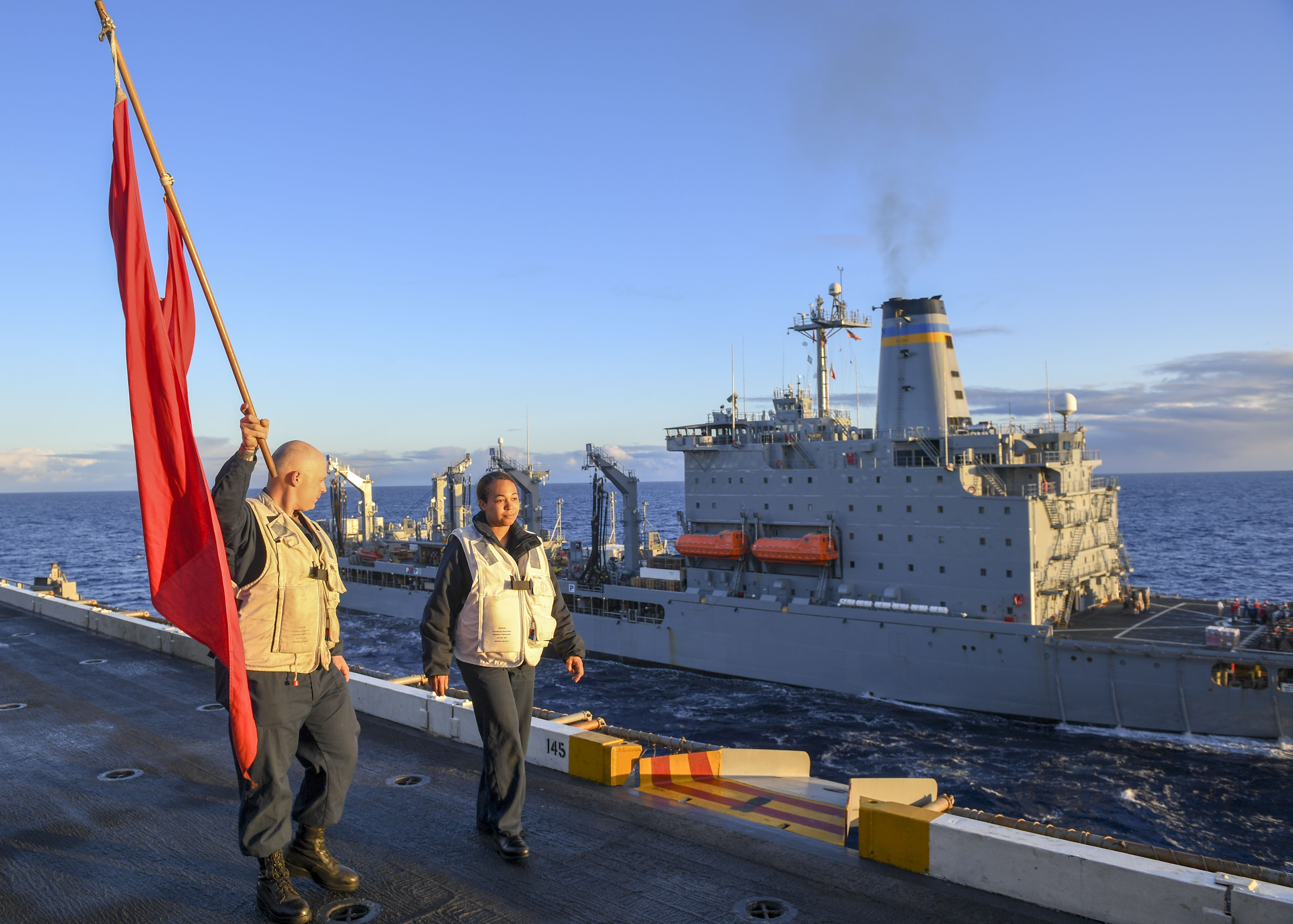 Usns Yukon (T-Ao-202) Wallpapers