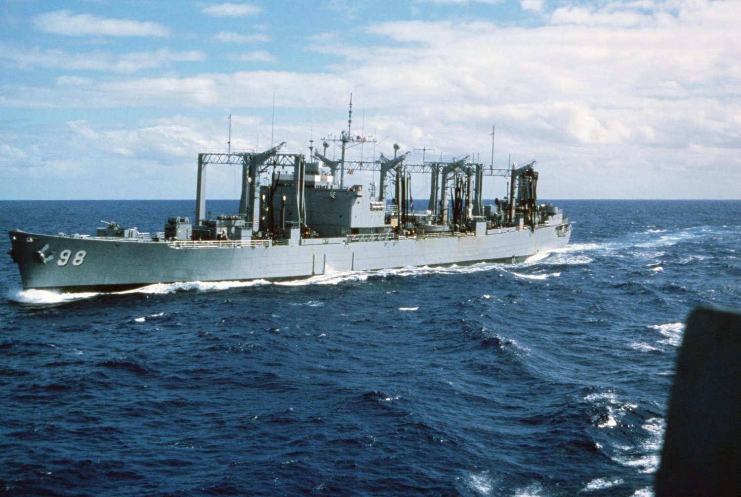 Uss Caloosahatchee (Ao-98) Wallpapers