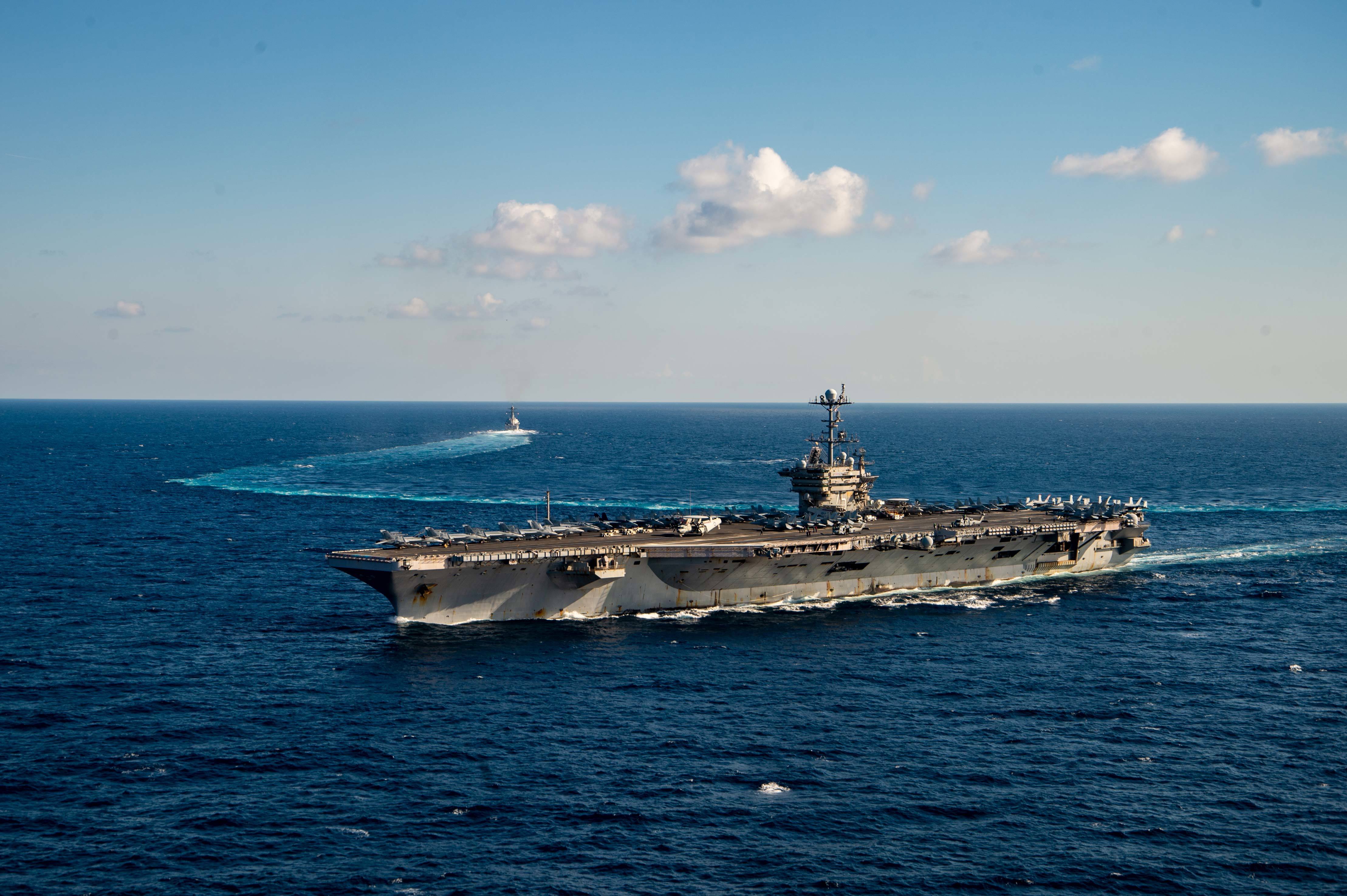 Uss Essex (Lhd-2) Wallpapers