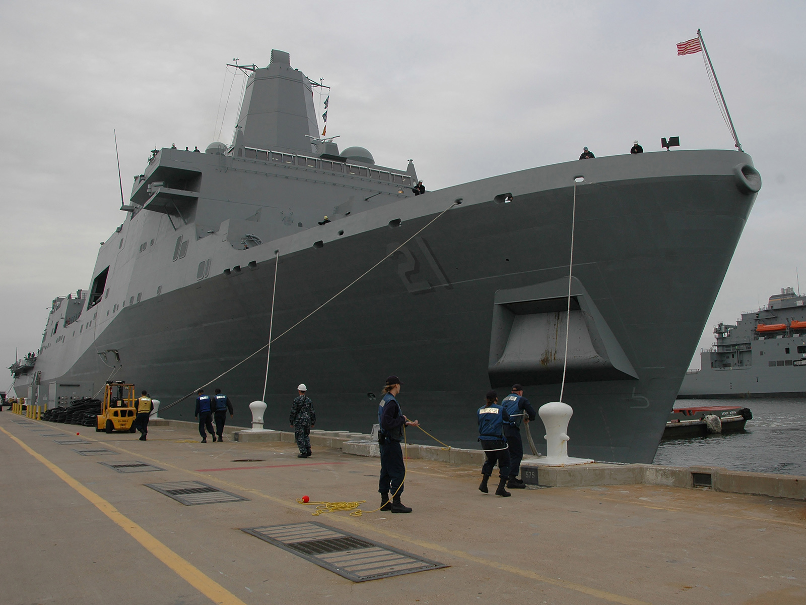 Uss New York (Lpd-21) Wallpapers