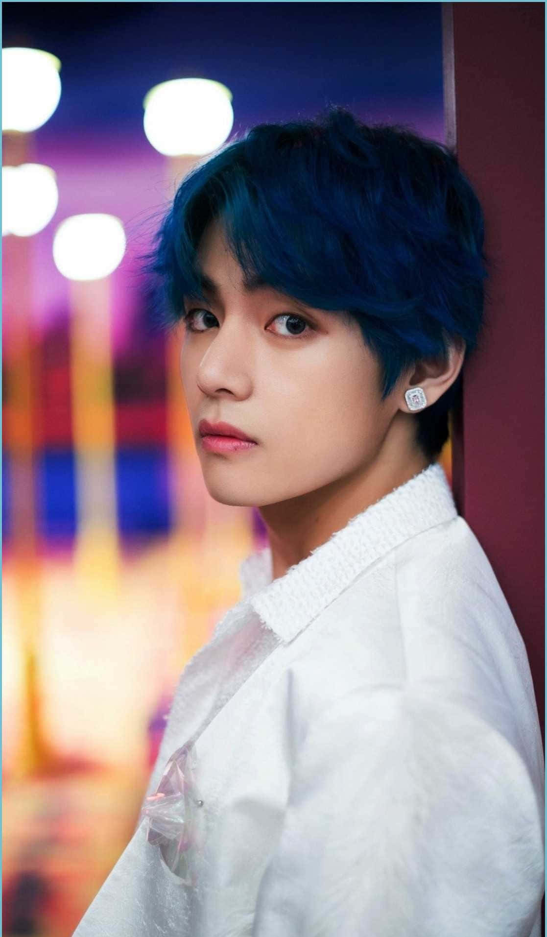 V Blue Hair Wallpapers