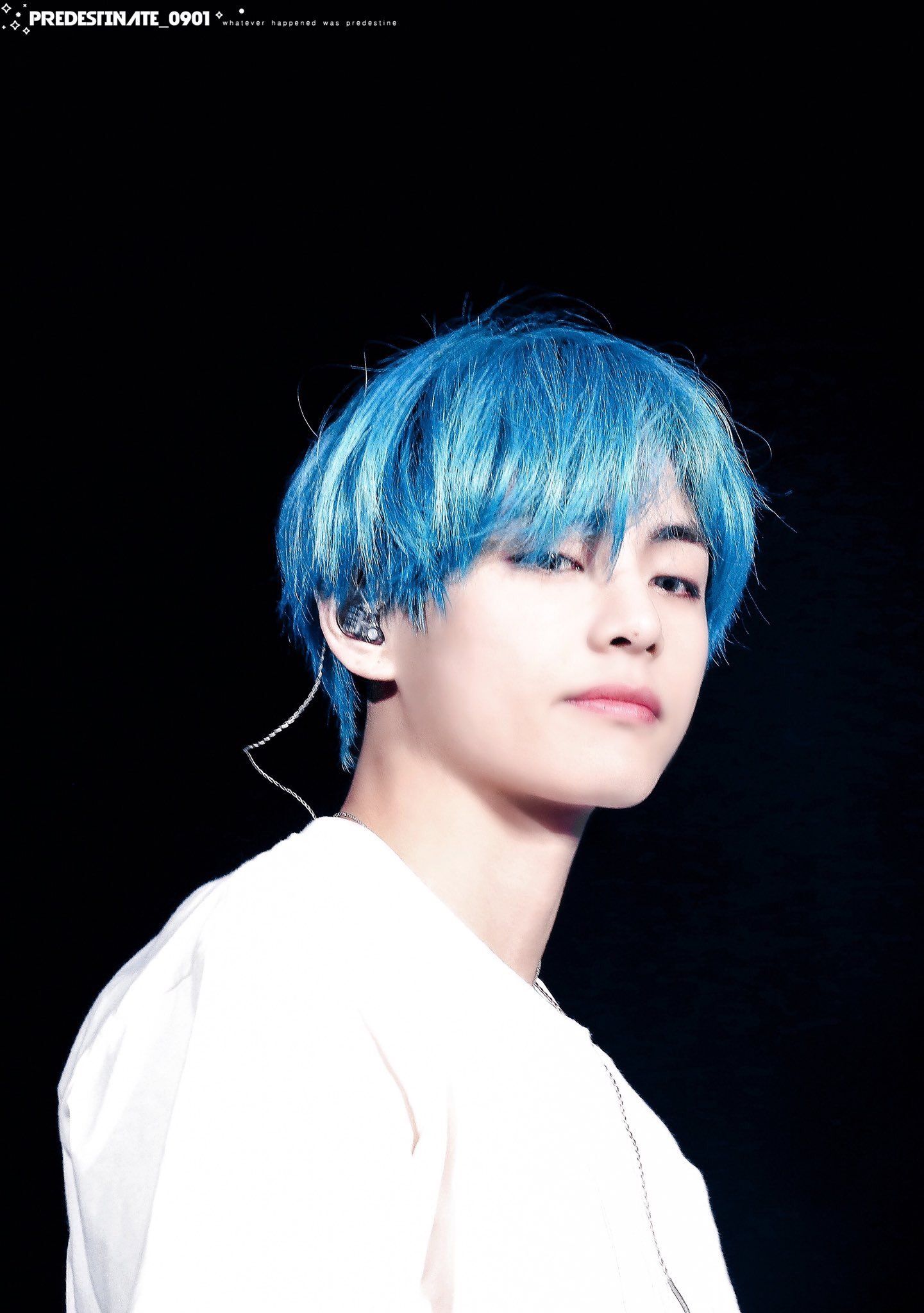 V Blue Hair Wallpapers