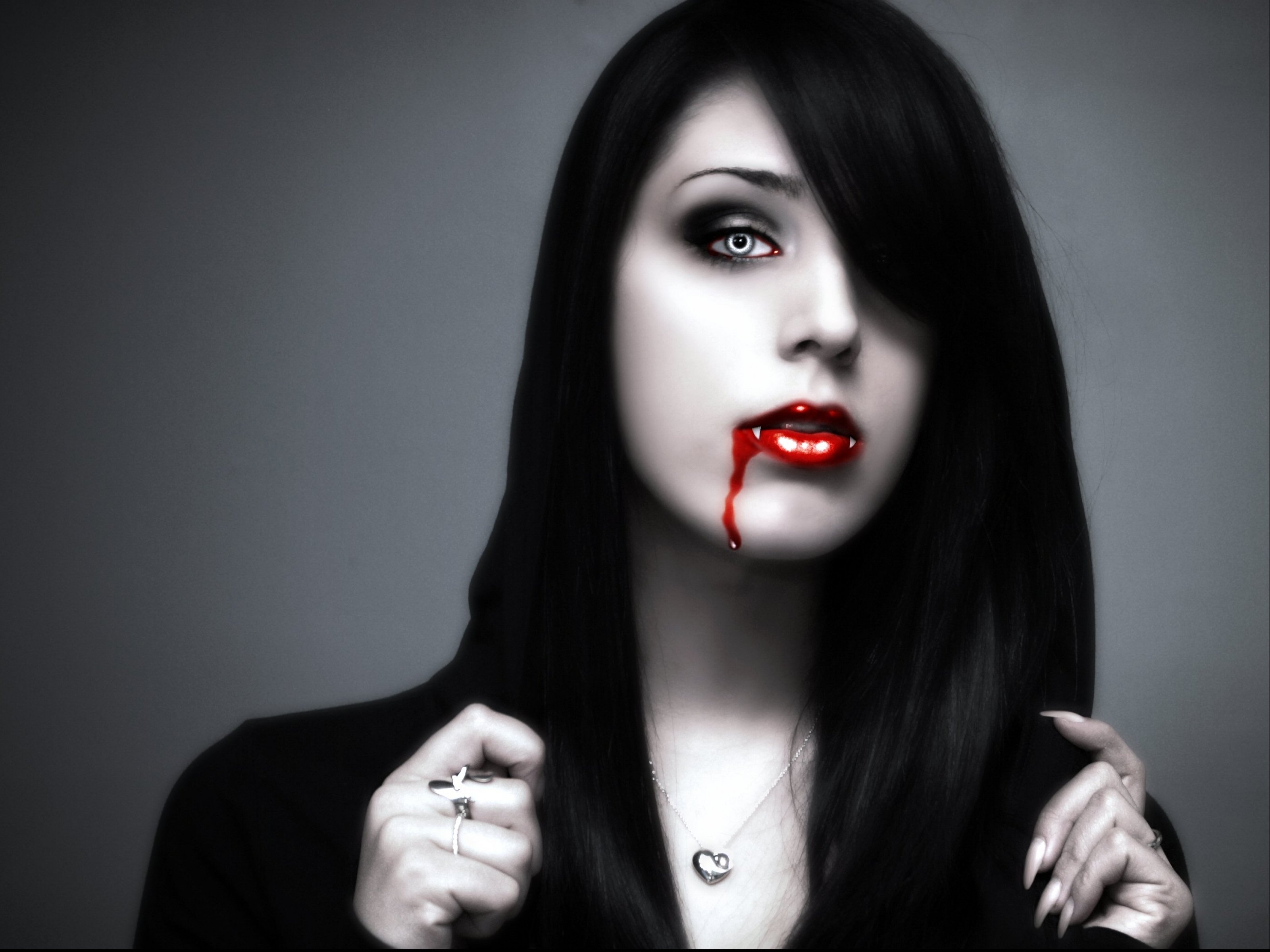 Vampire Girl Wallpapers