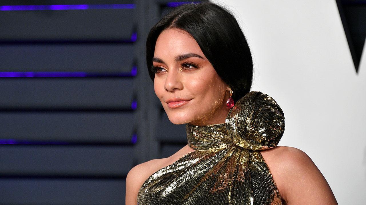 Vanessa Hudgens Actress 2020 Wallpapers