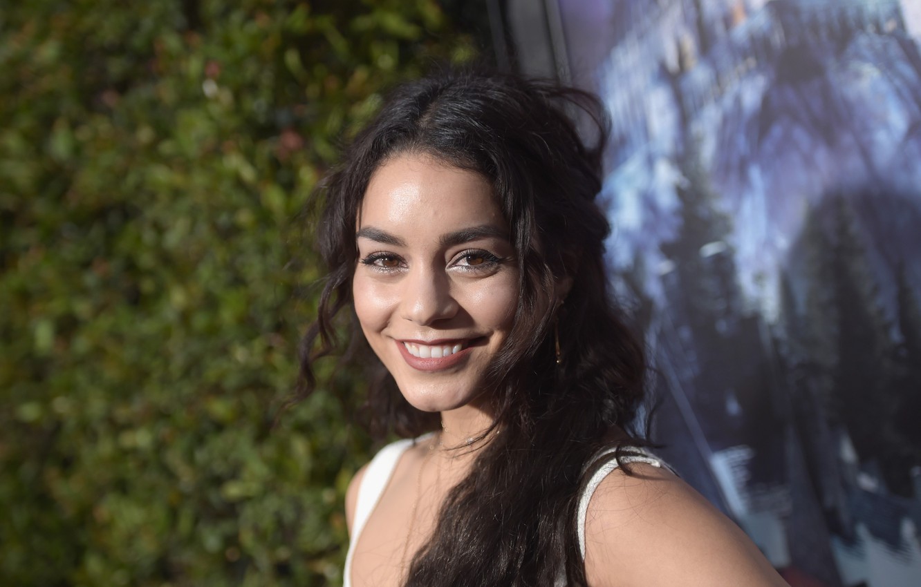 Vanessa Hudgens New Wallpapers