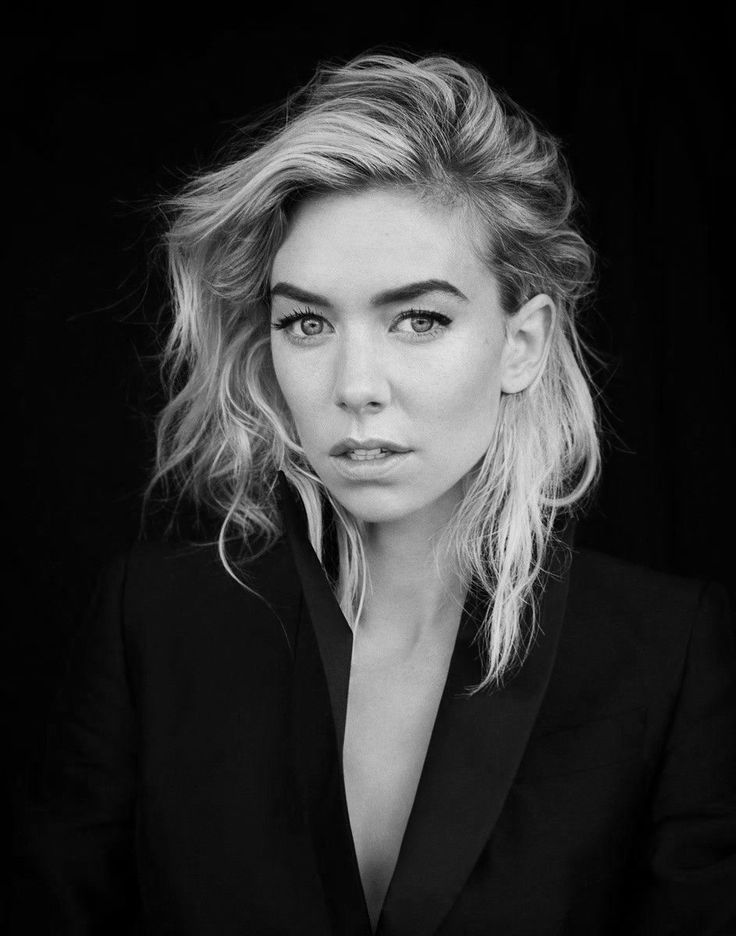 Vanessa Kirby Monochrome Wallpapers