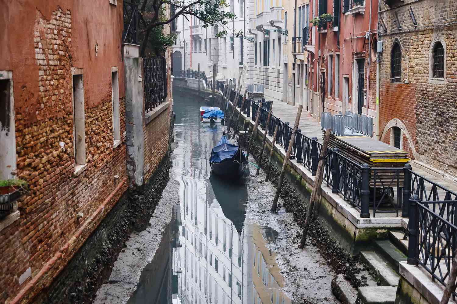 Venice In Rain Italy Wallpapers