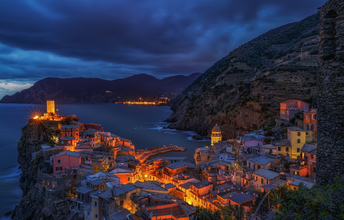 Vernazza Italy Sea And Mountains Nature Landscape Wallpapers