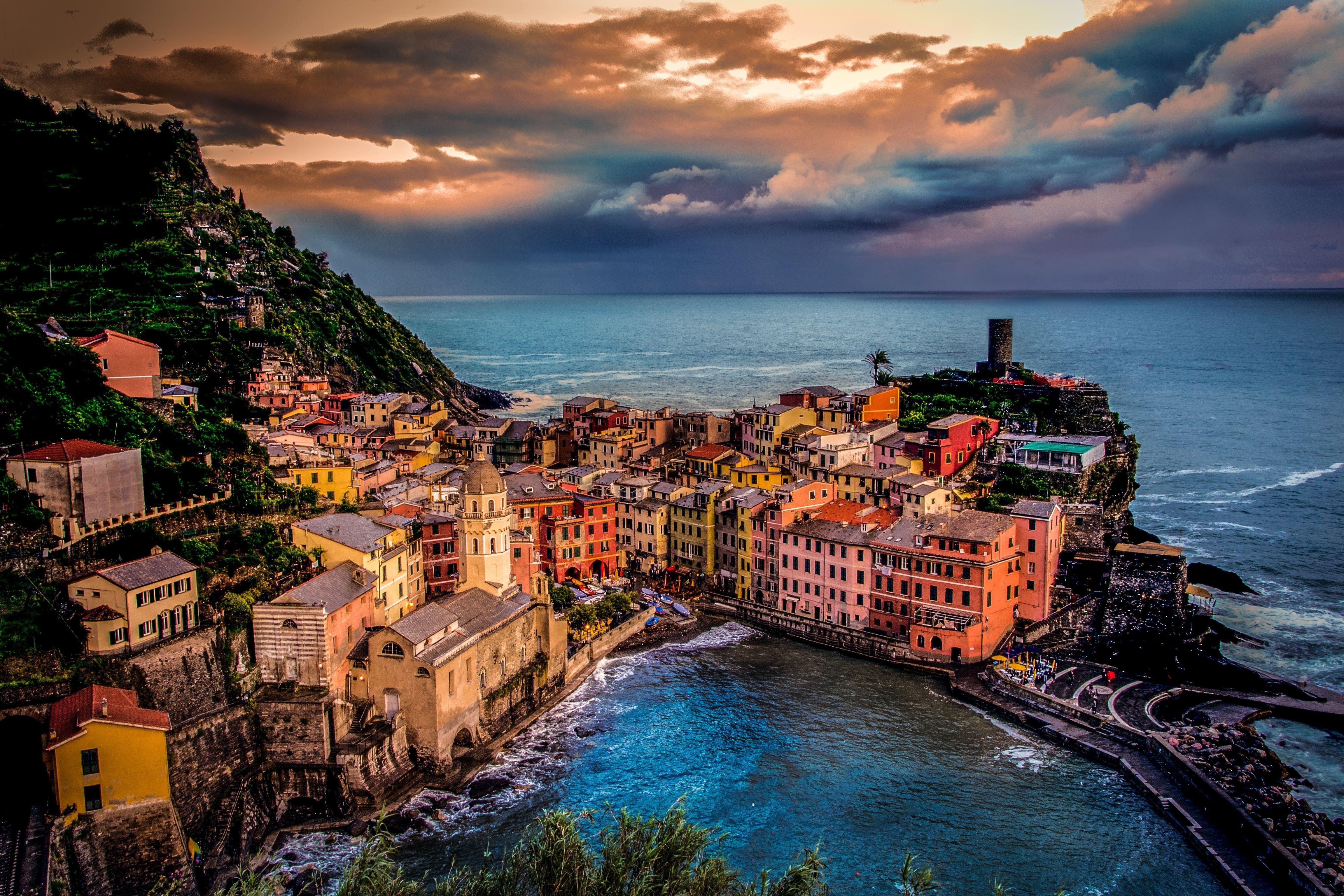 Vernazza Italy Sea And Mountains Nature Landscape Wallpapers