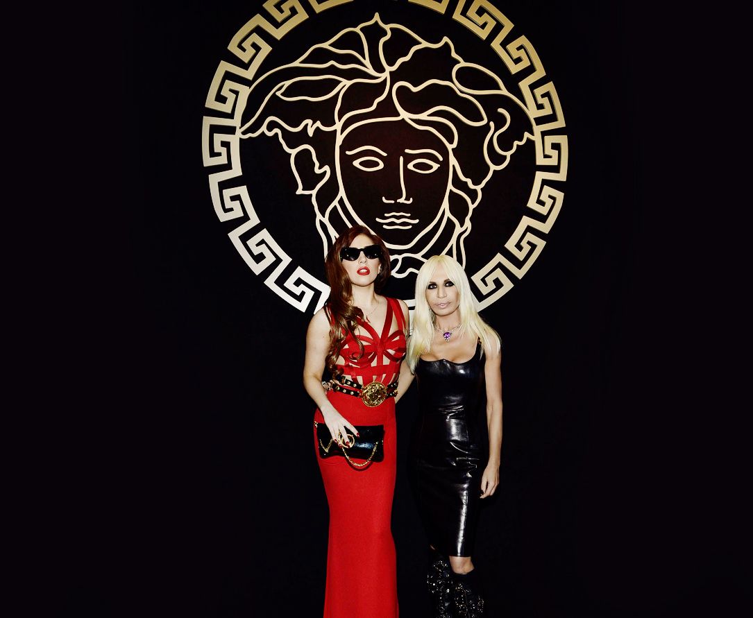 Versace Screensaver Wallpapers