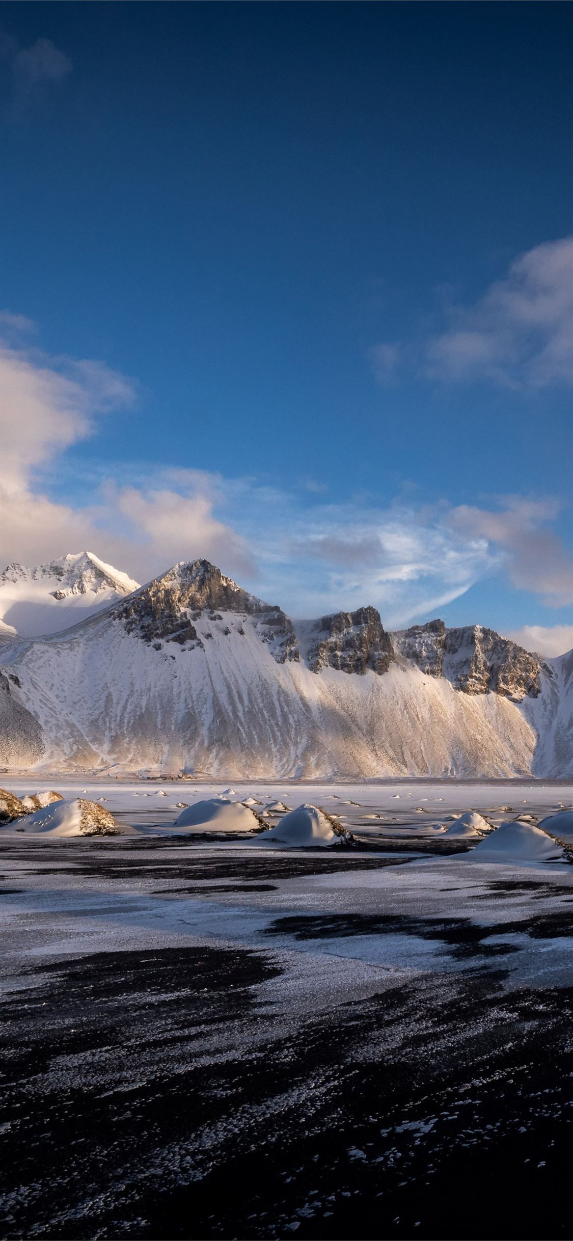 Vestrahorn Mountain 4K Wallpapers