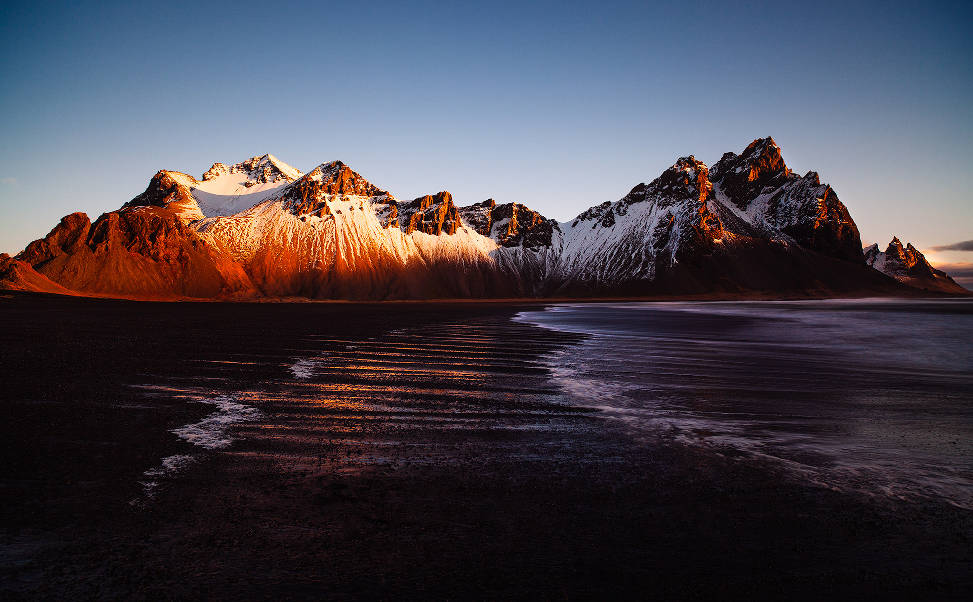 Vestrahorn Mountain 4K Wallpapers