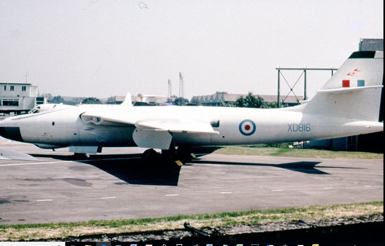 Vickers Valiant Wallpapers