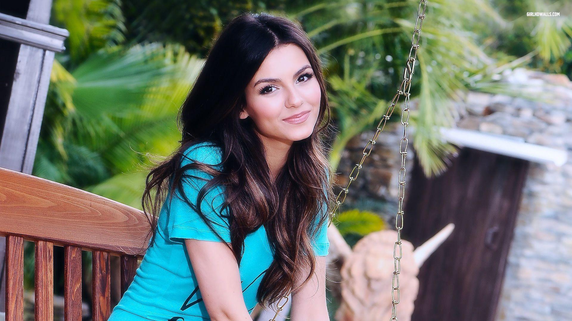 Victoria Justice Photoshoot 2017 Wallpapers