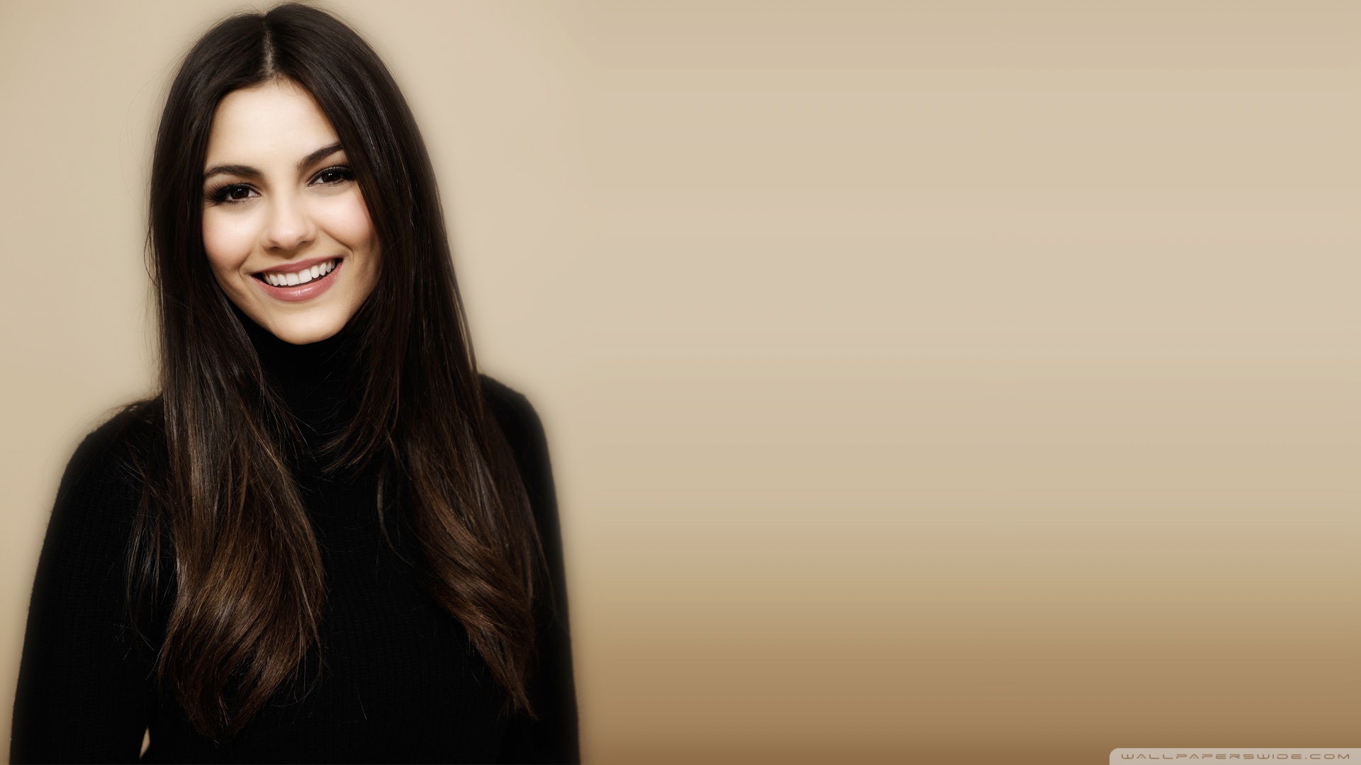 Victoria Justice Wallpapers