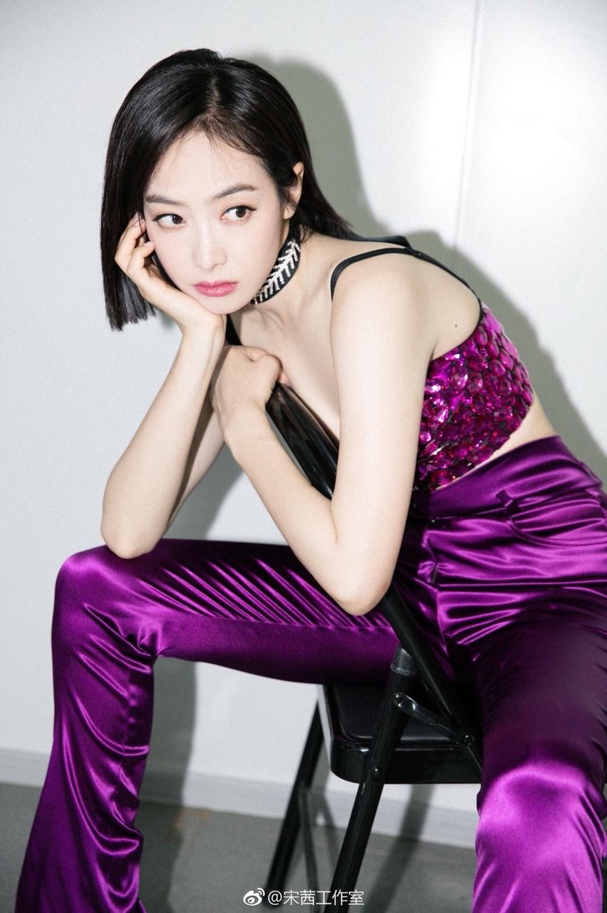 Victoria Song Wallpapers
