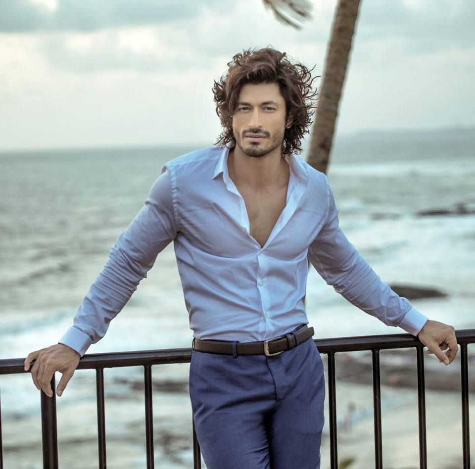 Vidyut Jamwal Hairstyle Wallpapers