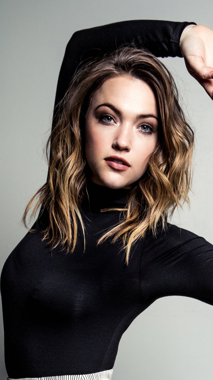 Violett Beane Portrait Wallpapers