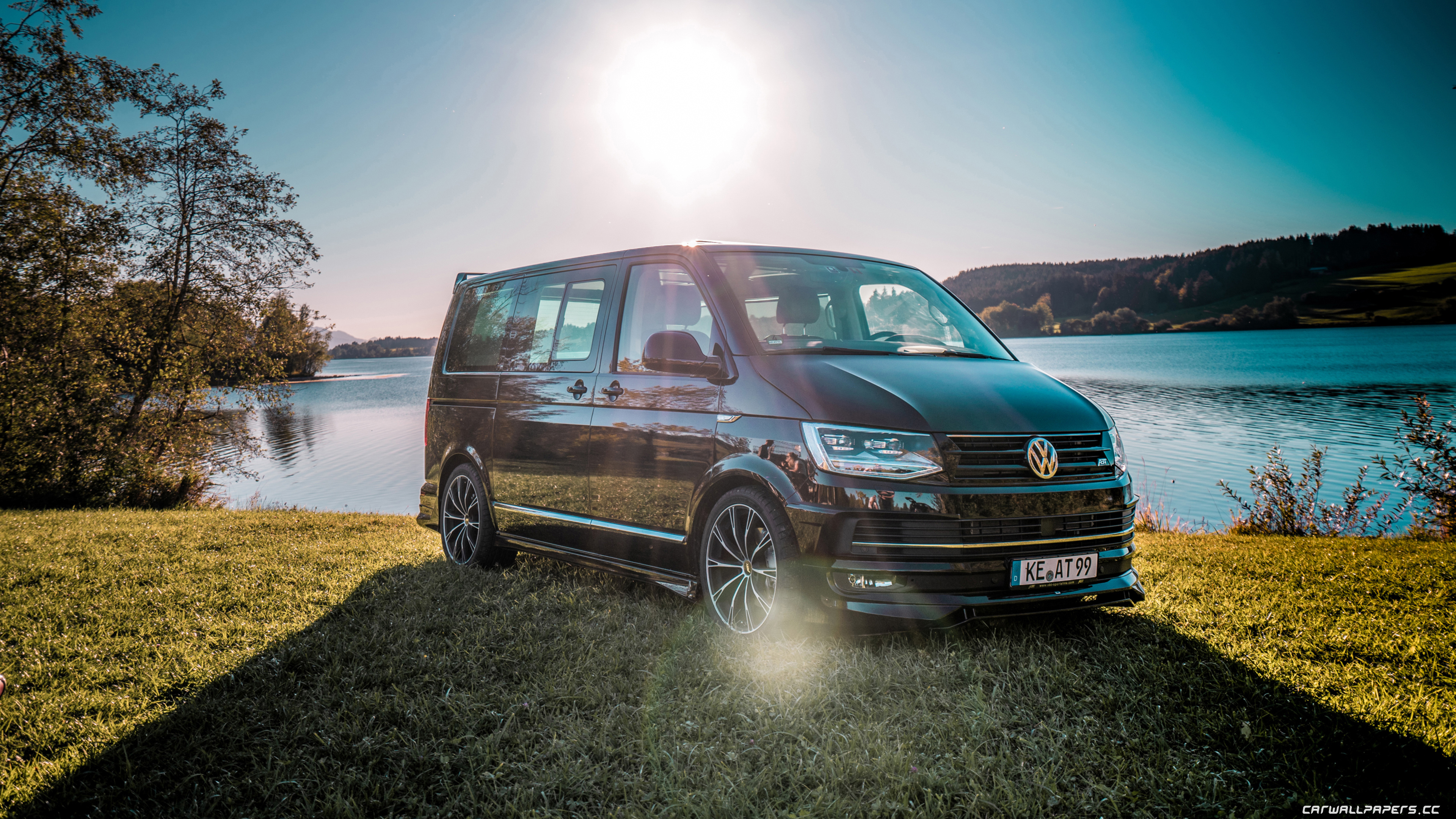 Volkswagen Caravelle Wallpapers