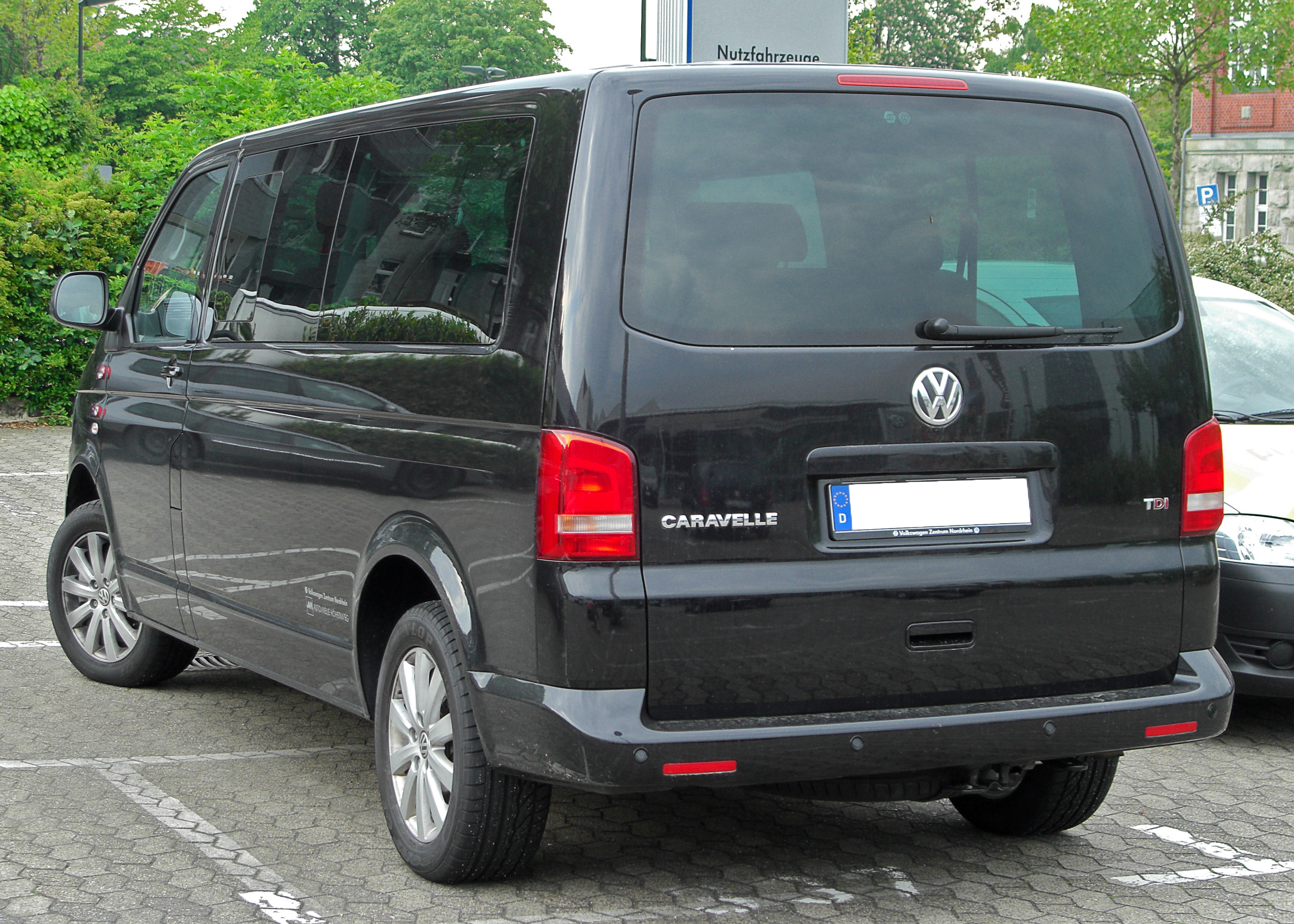 Volkswagen Caravelle Wallpapers