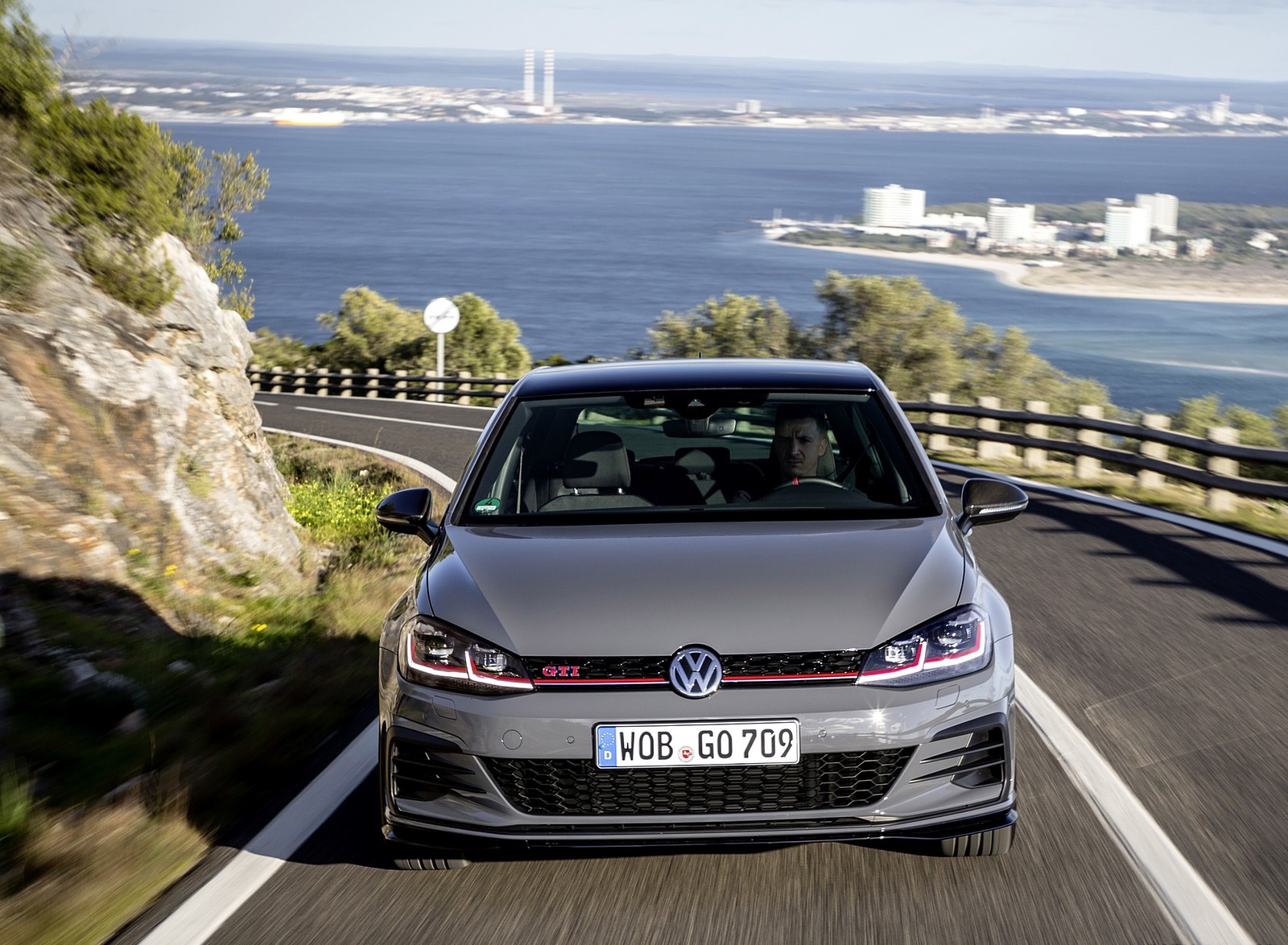 Volkswagen Golf 7 Wallpaper