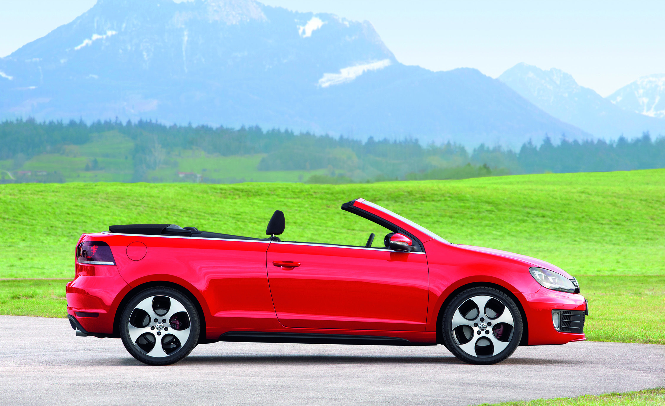 Volkswagen Golf R Cabriolet Wallpapers