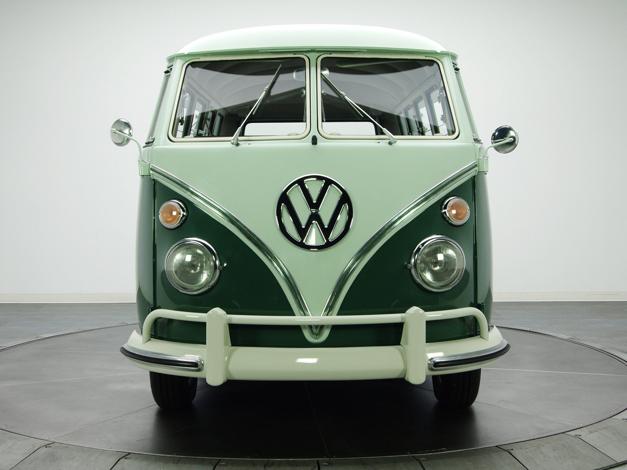 Volkswagen Microbus Wallpapers