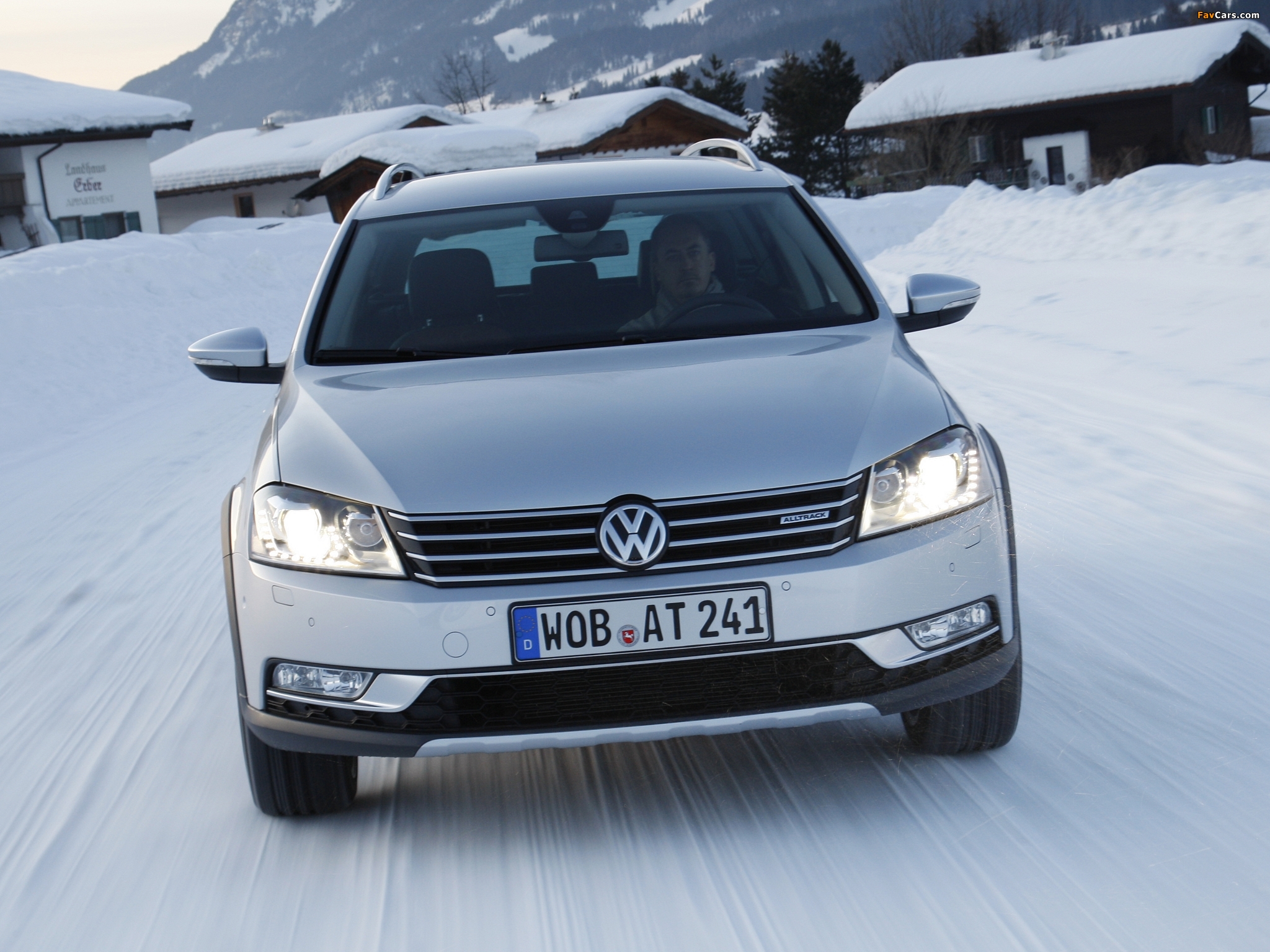 Volkswagen Passat Alltrack Wallpapers