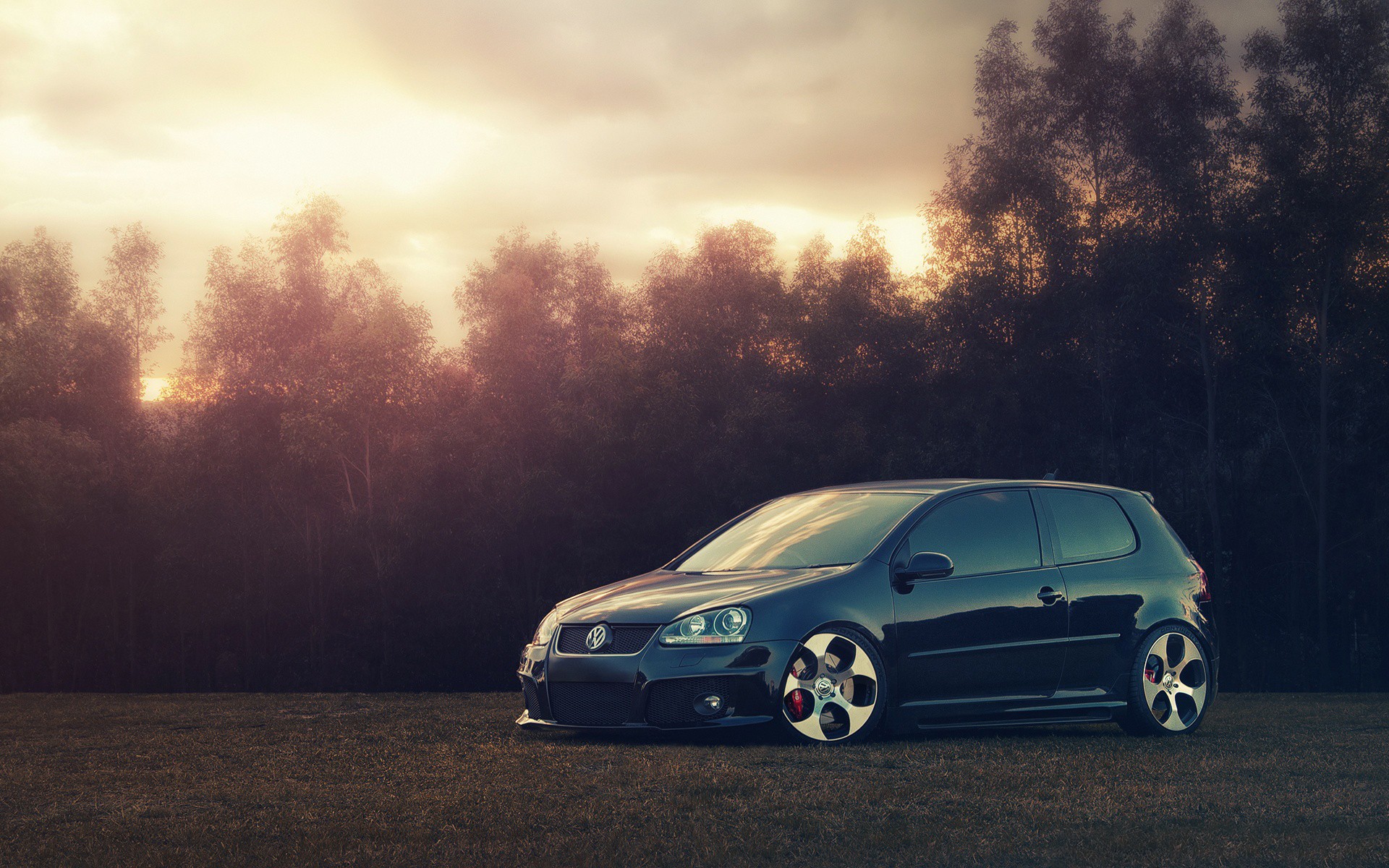 Volkswagen R32 Wallpapers