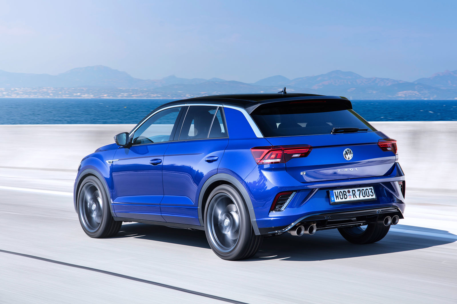 Volkswagen T-Roc R-Line Wallpapers