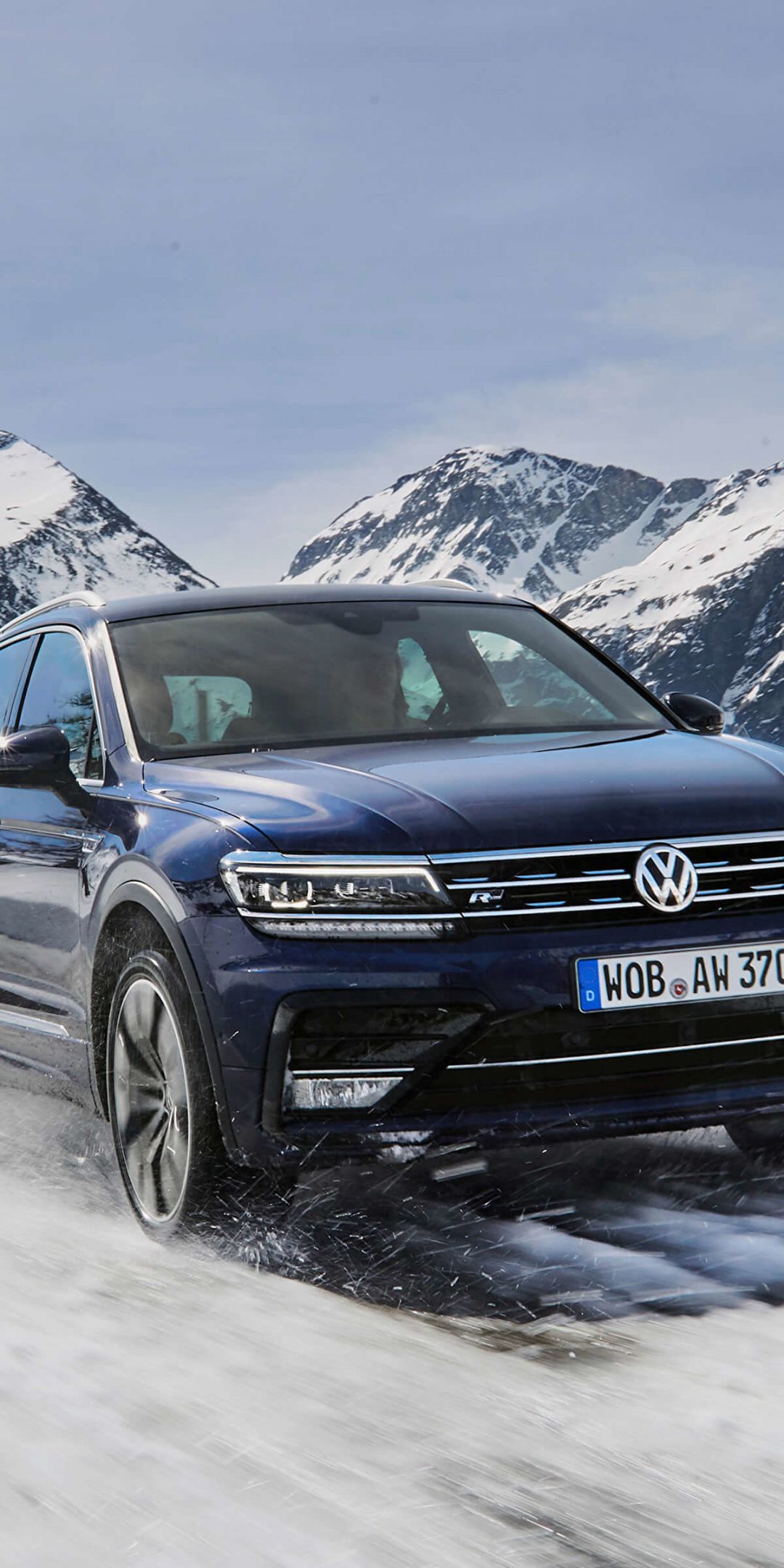 Volkswagen Tiguan L Wallpapers