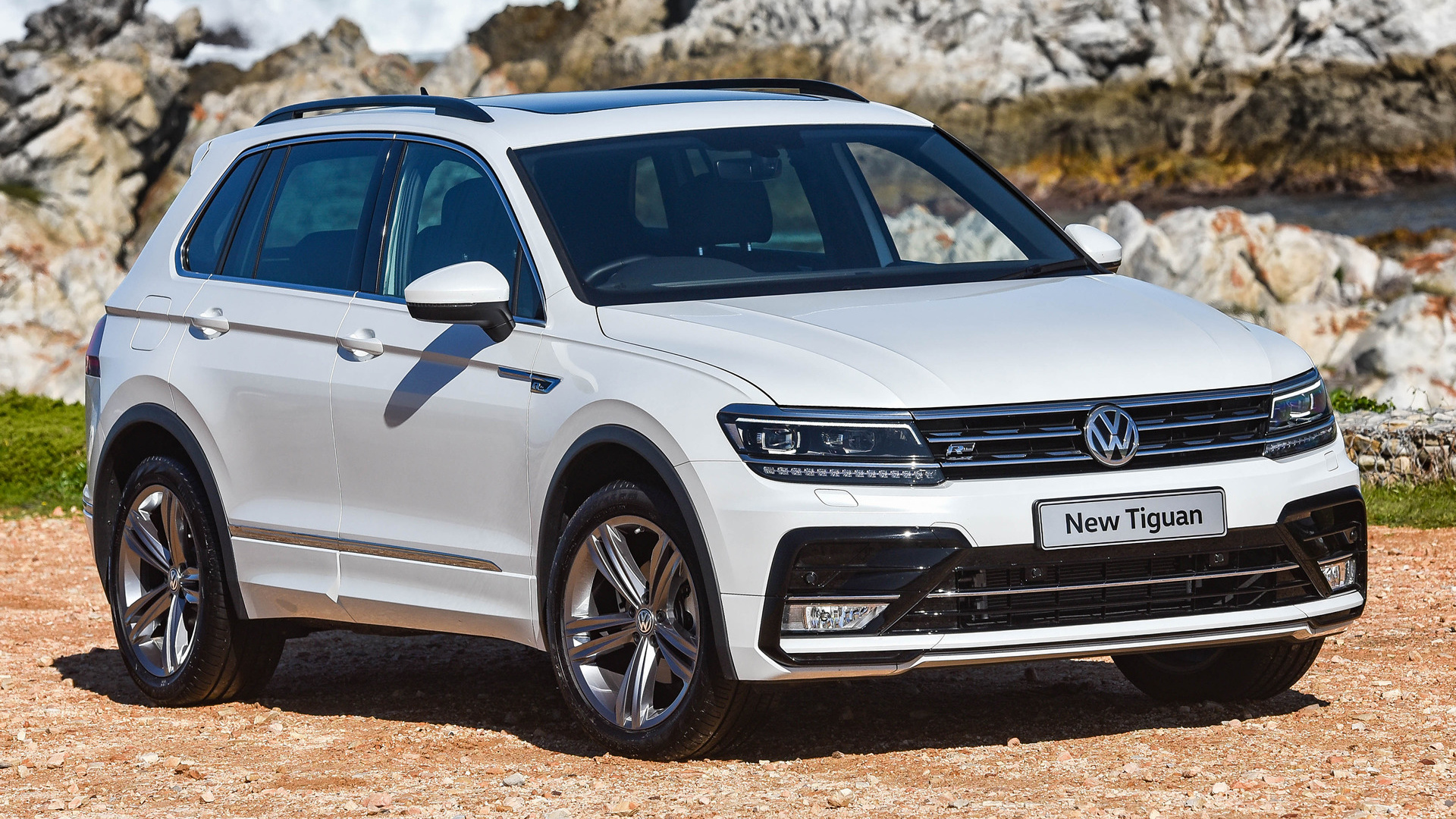 Volkswagen Tiguan L Wallpapers