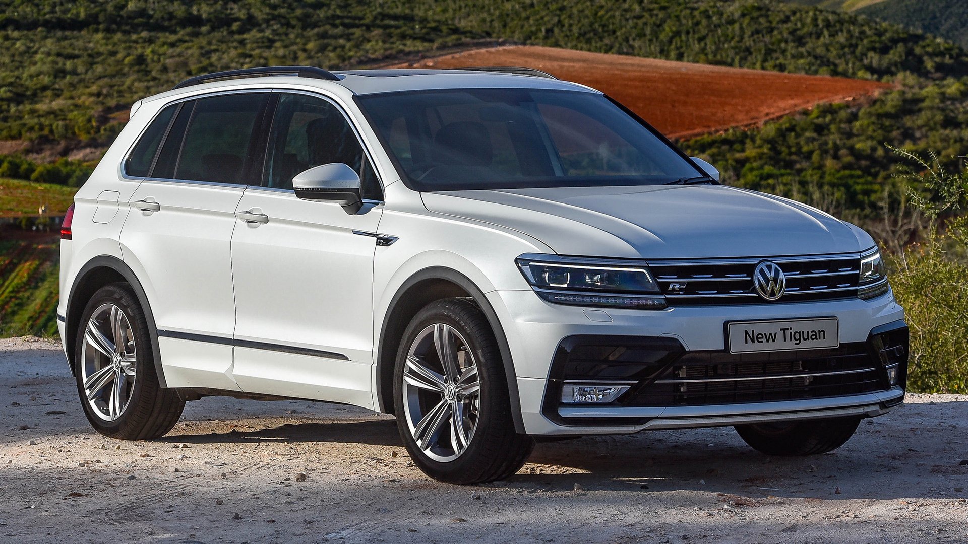 Volkswagen Tiguan R-Line Black Style Wallpapers