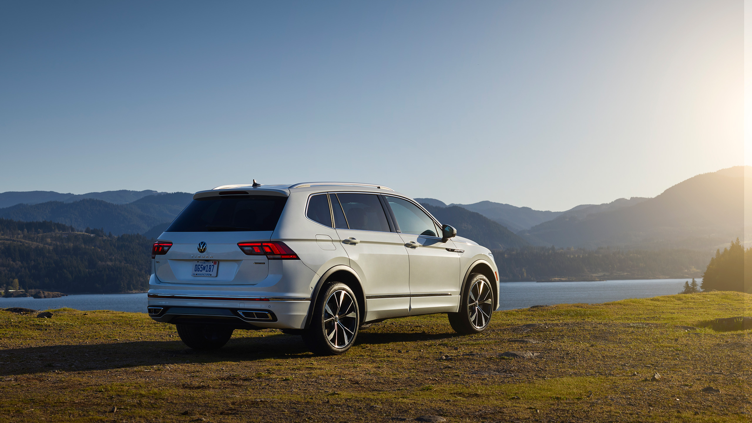 Volkswagen Tiguan X R-Line Wallpapers