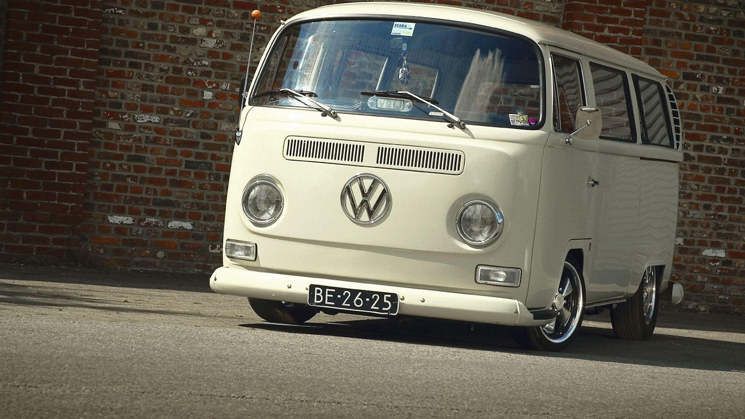 Volkswagen Type 2 Bus Wallpapers