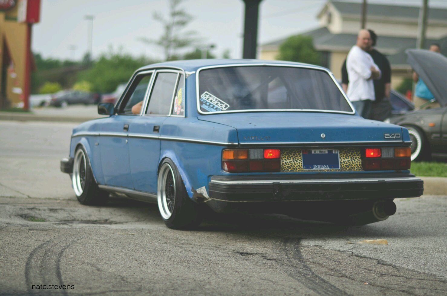 Volvo 240 Series Wallpapers