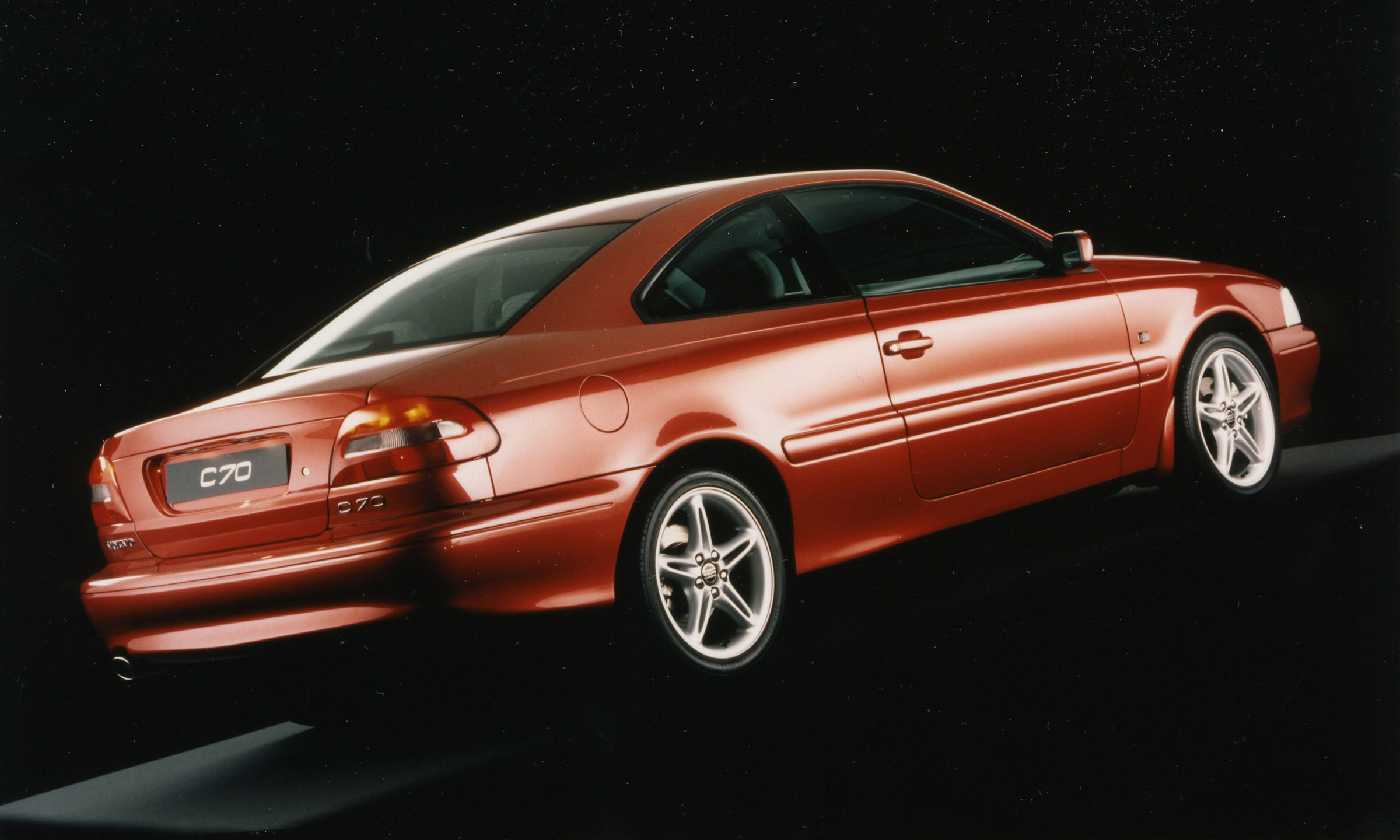 Volvo C70 Wallpapers