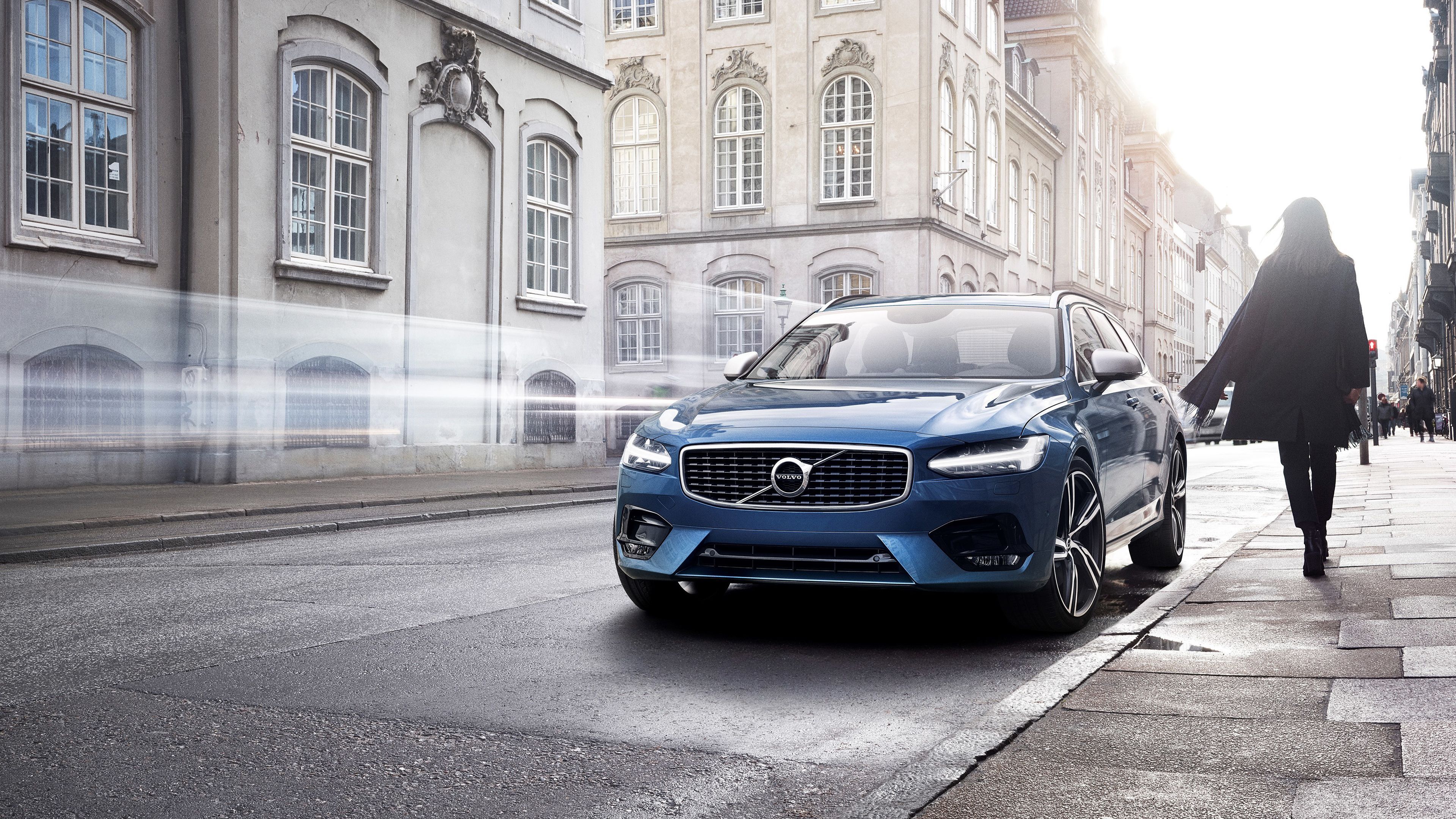 Volvo Estate Concept Wallpapers