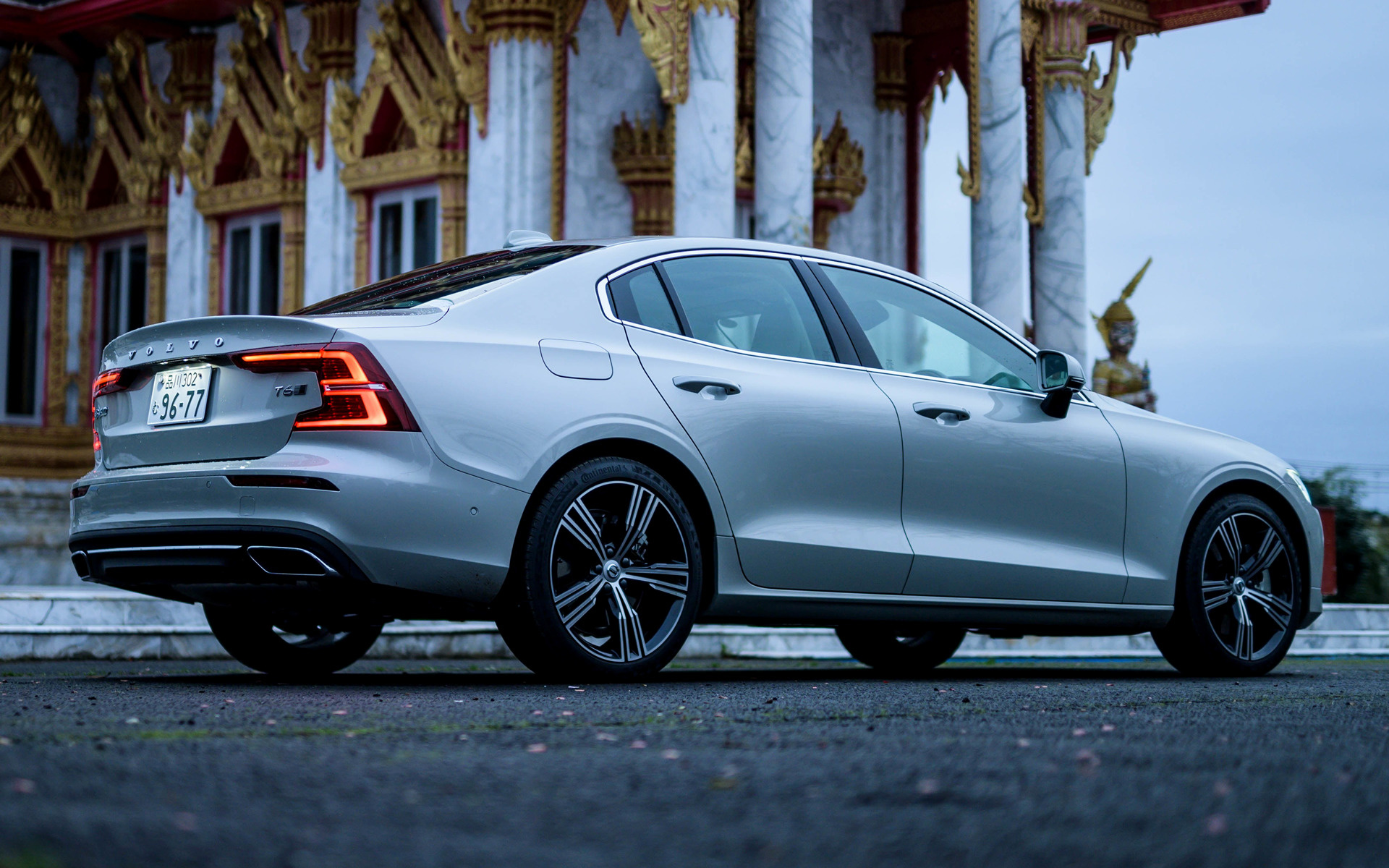 Volvo S60 Inscription Wallpapers