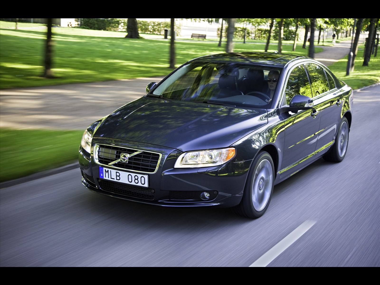 Volvo S80 Wallpapers