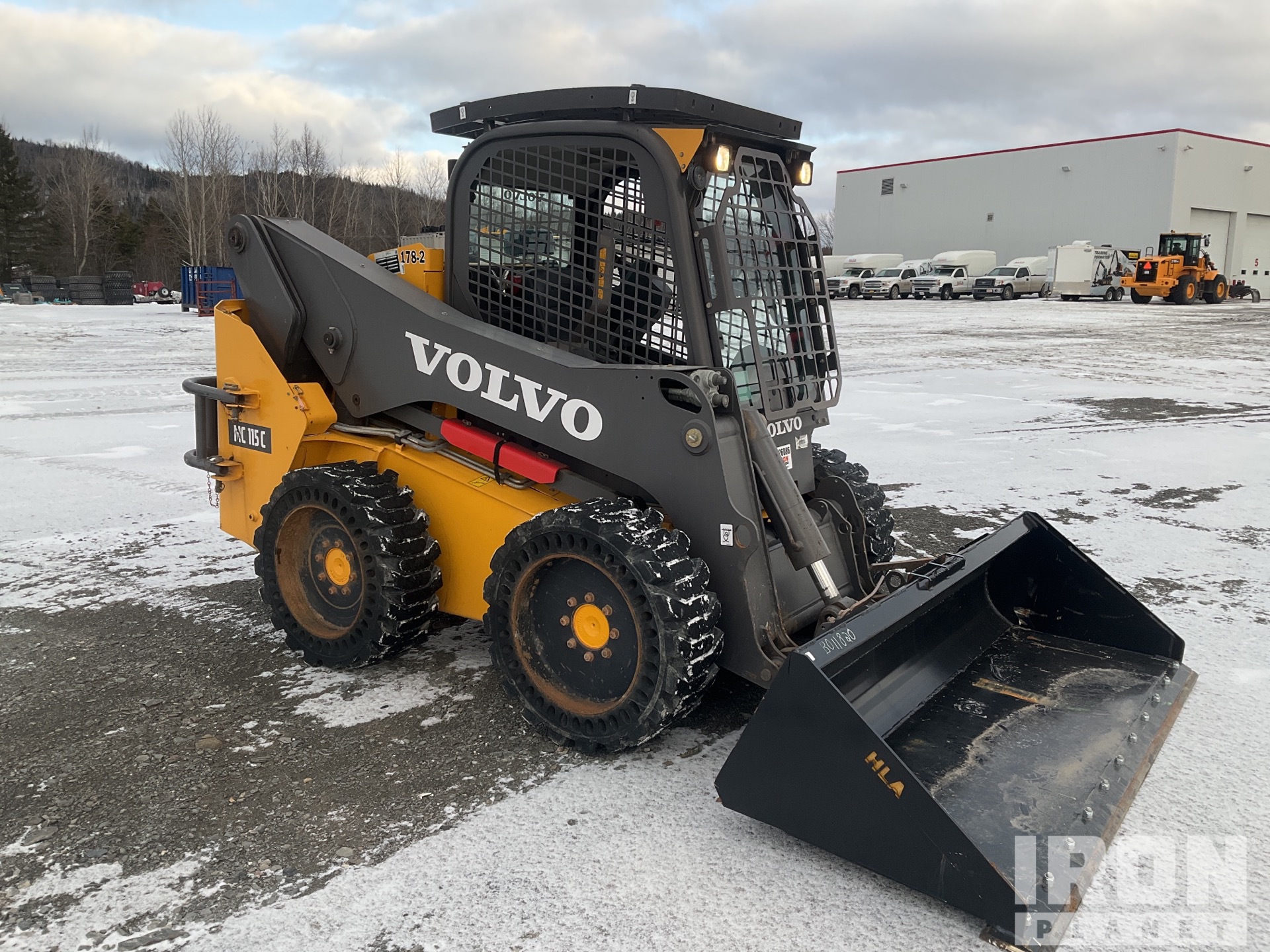 Volvo Skid Steer Wallpapers