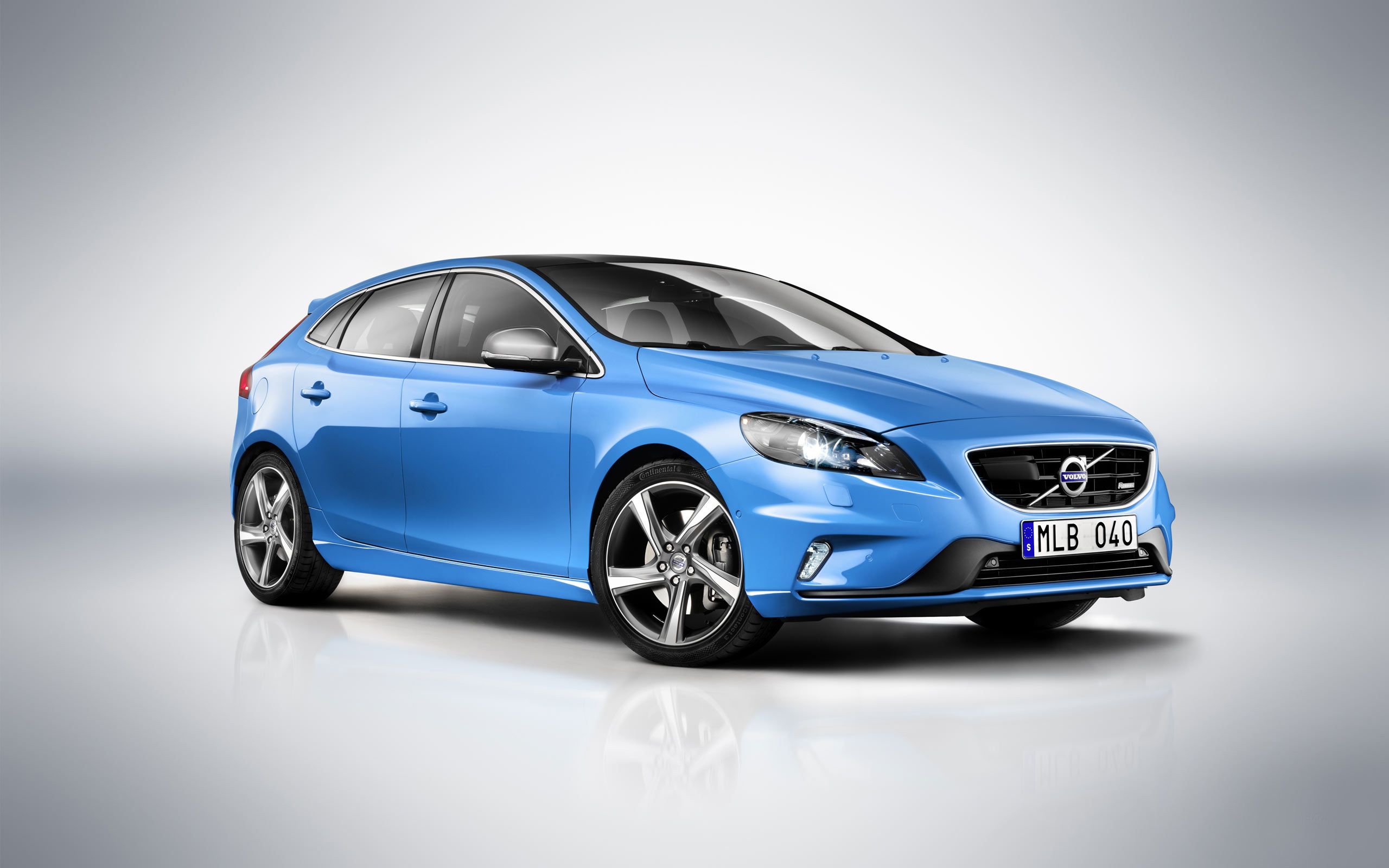 Volvo V40 2019 Wallpapers