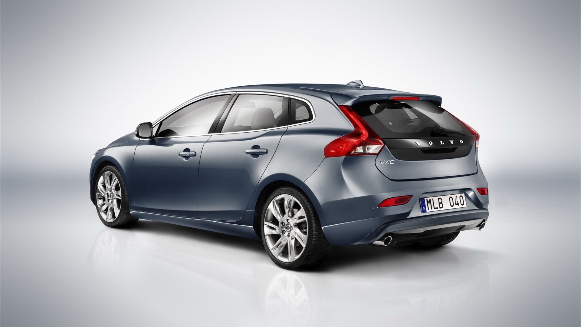 Volvo V40 Wallpapers