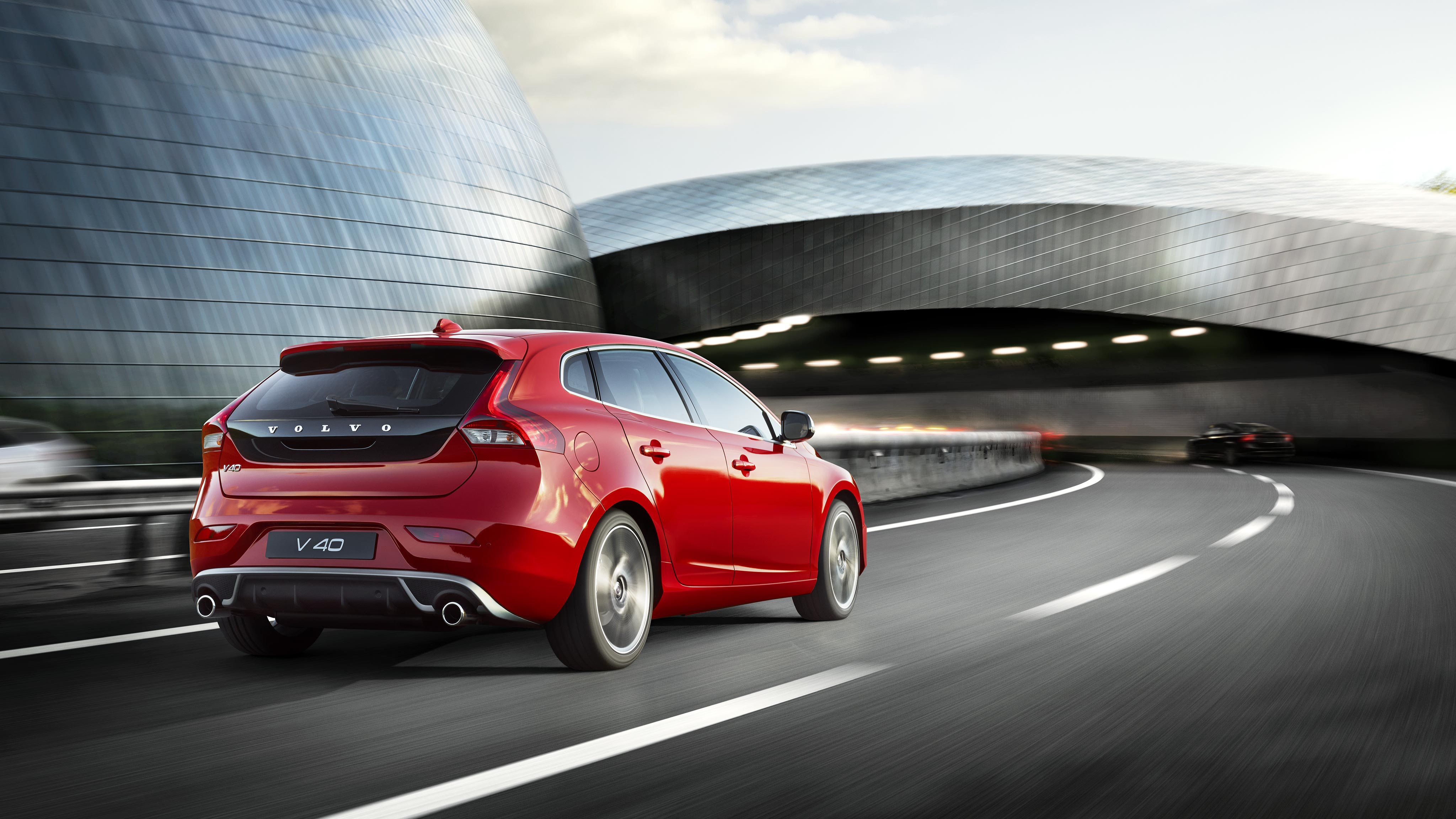 Volvo V40 Wallpapers