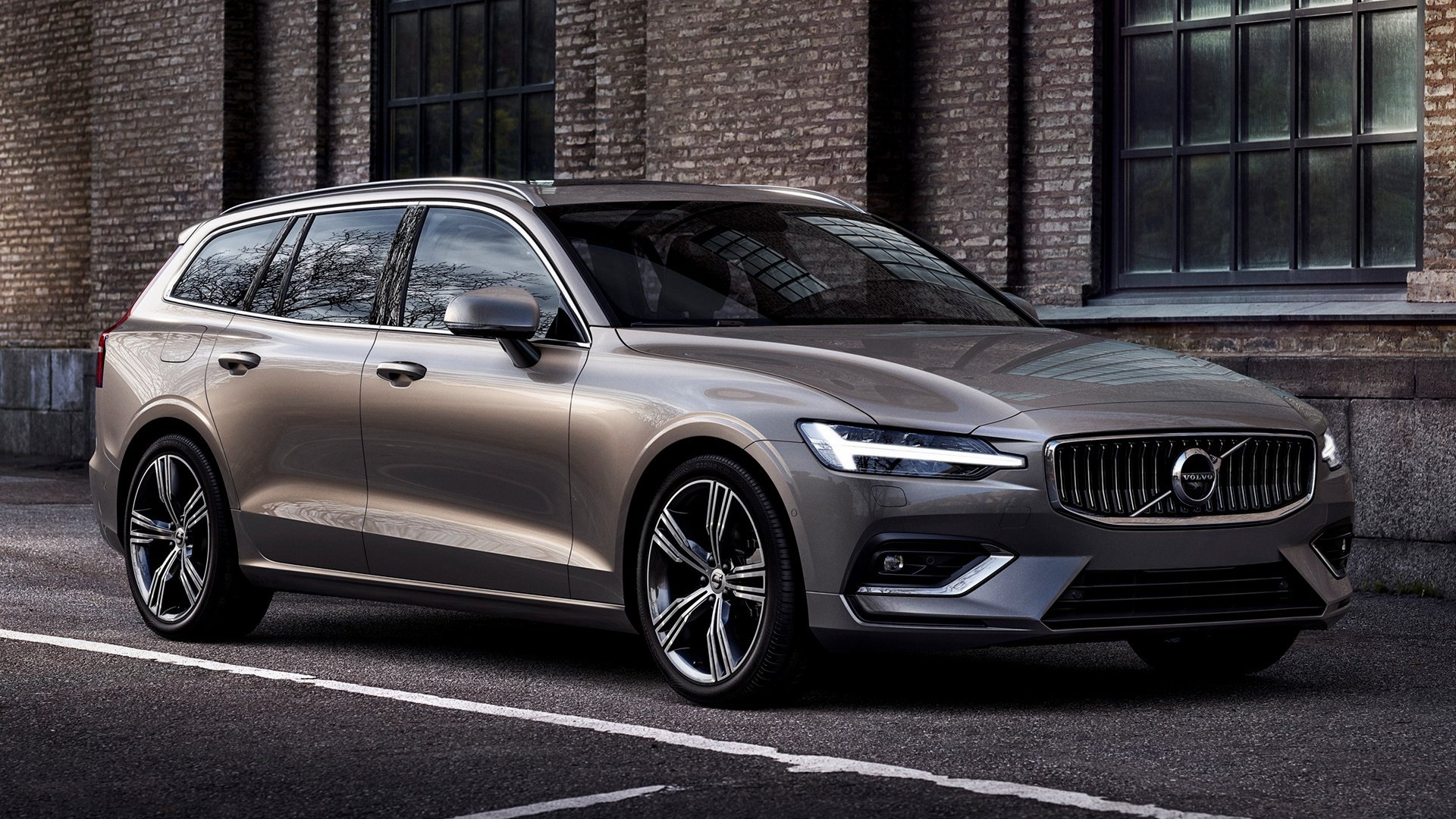 Volvo V60 Wallpapers