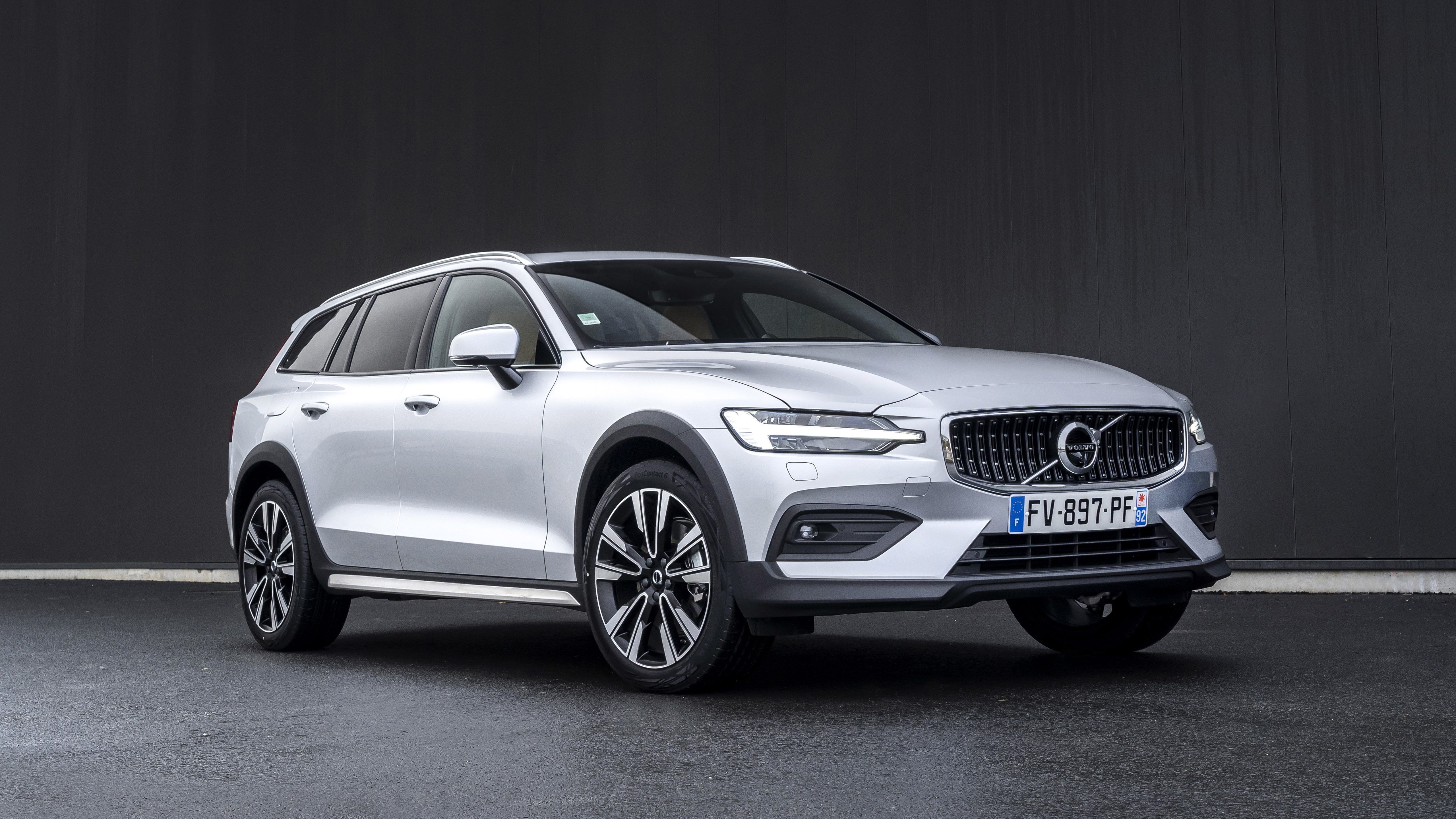 Volvo V60 Wallpapers