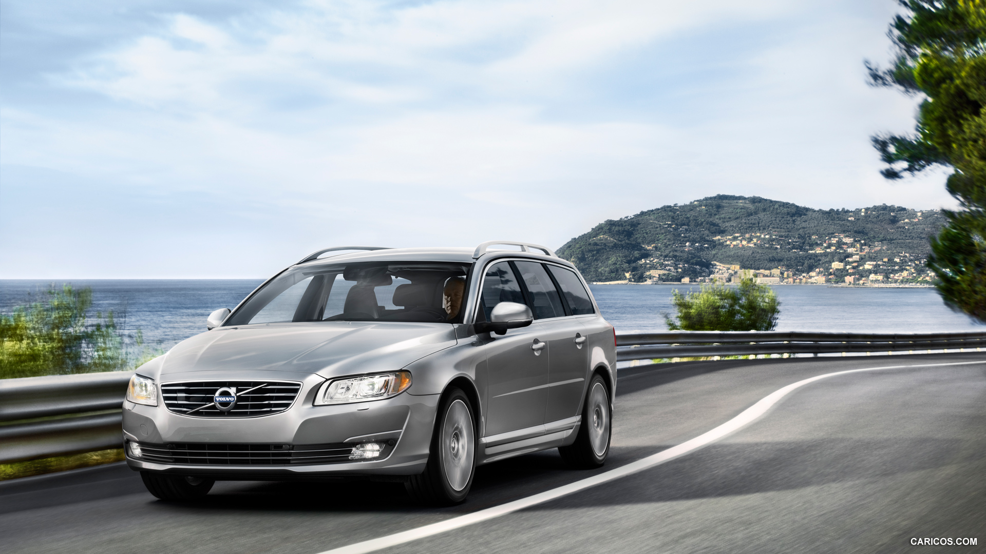 Volvo V70 Wallpapers