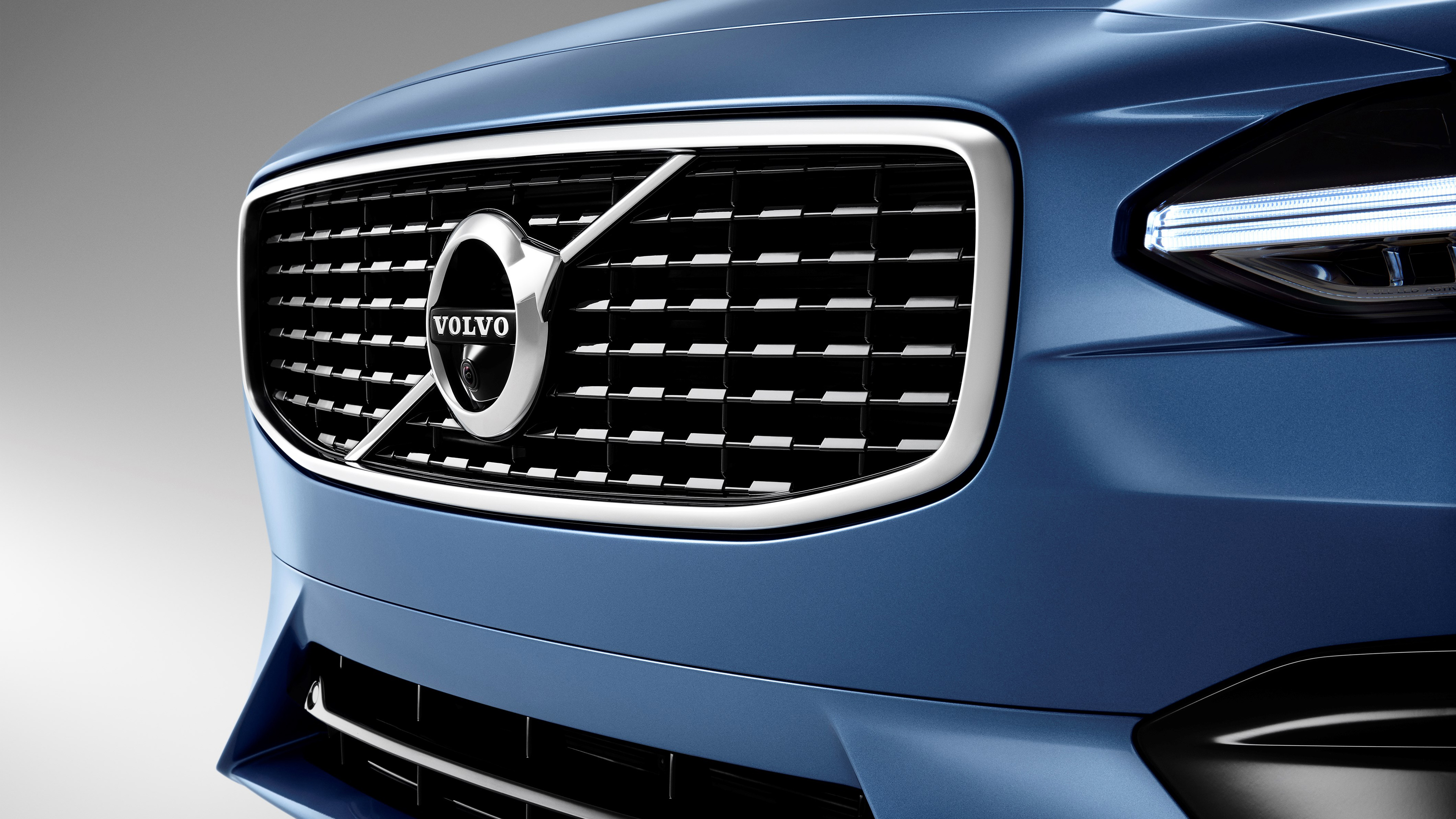 Volvo V70 Wallpapers