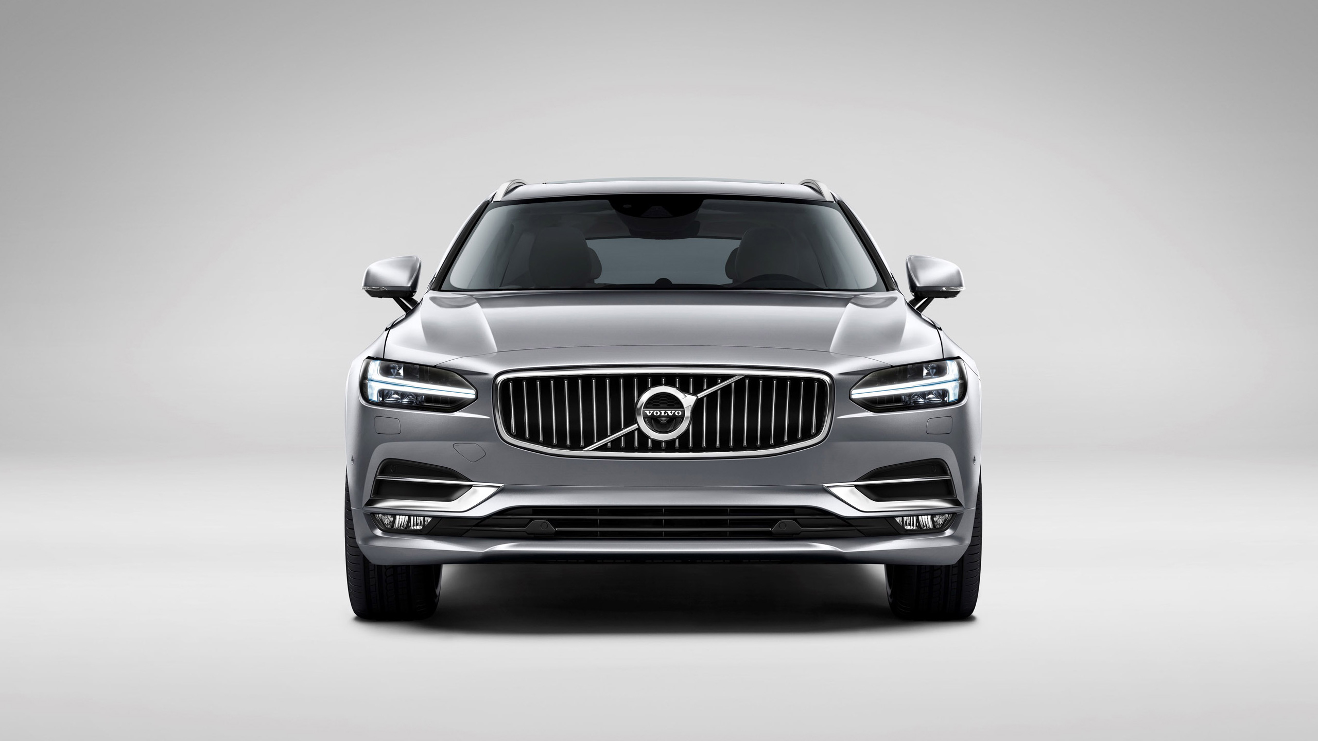 Volvo V90 Cross Country Wallpapers