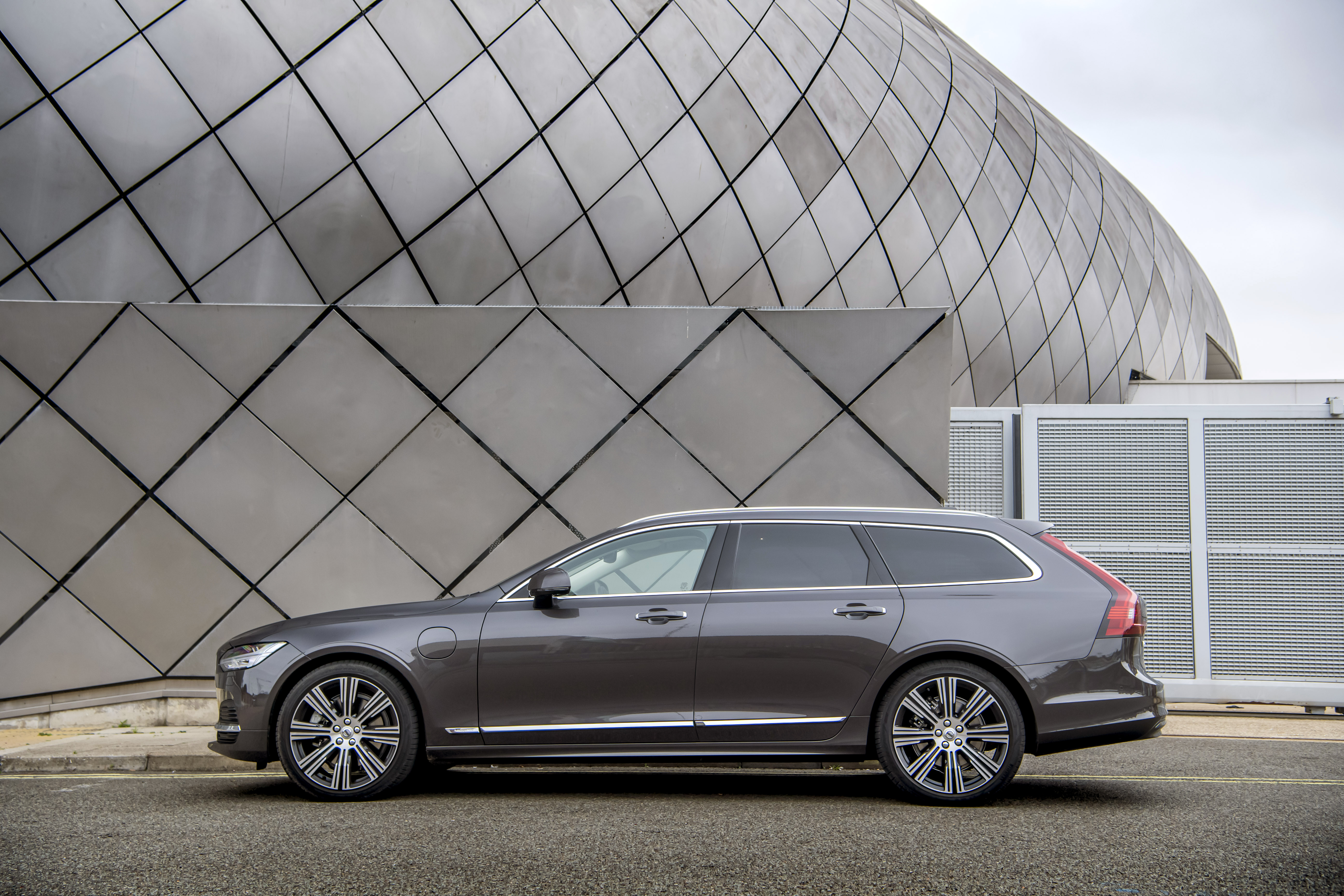 Volvo V90 T6 Awd Wallpapers